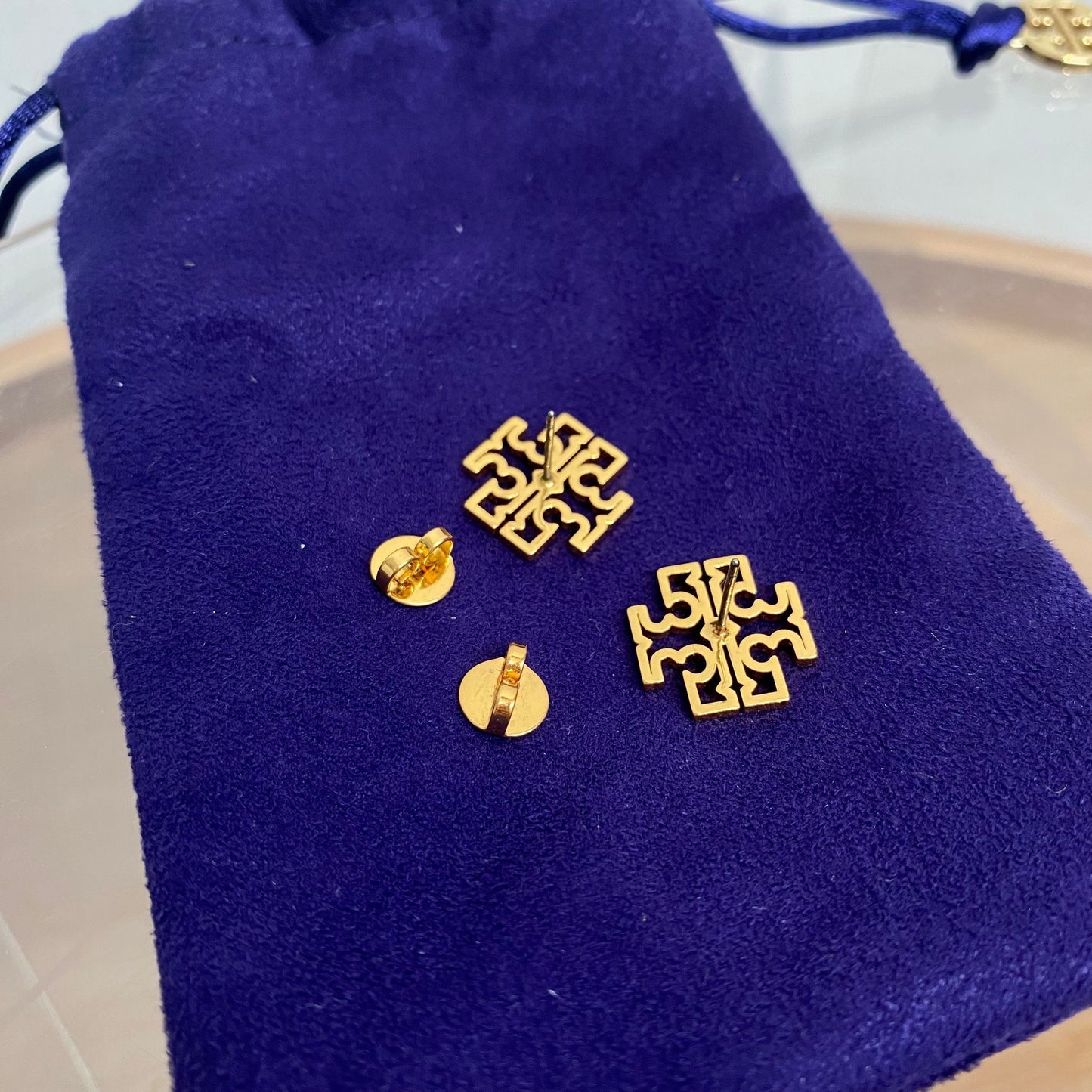 Tory Burch LOGO耳針耳環 有塵袋