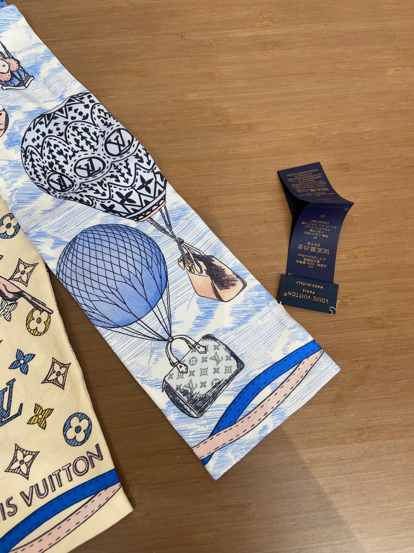 LV BANDEAU 長絲巾