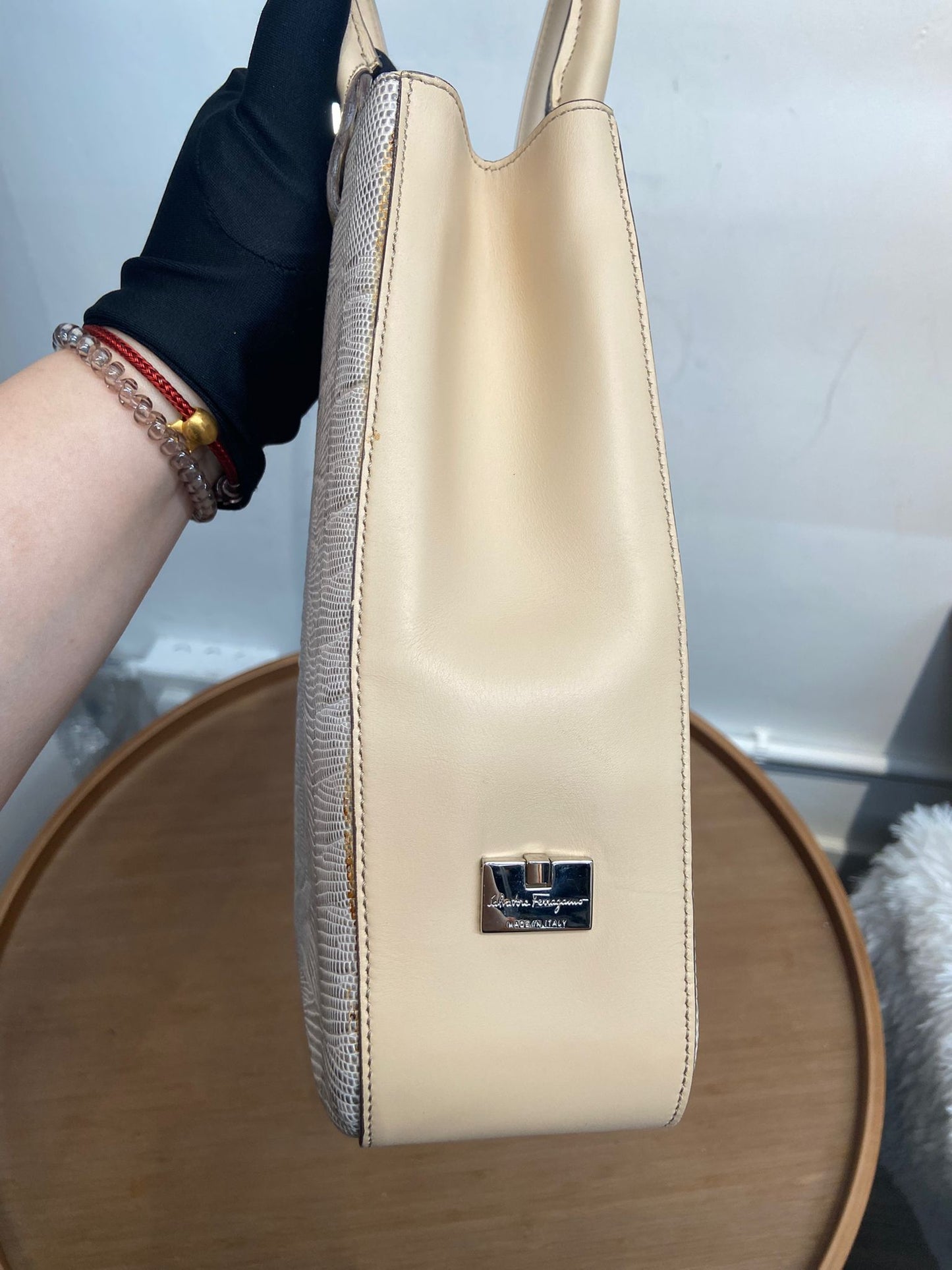 Ferragamo 蜥蜴壓紋皮袋