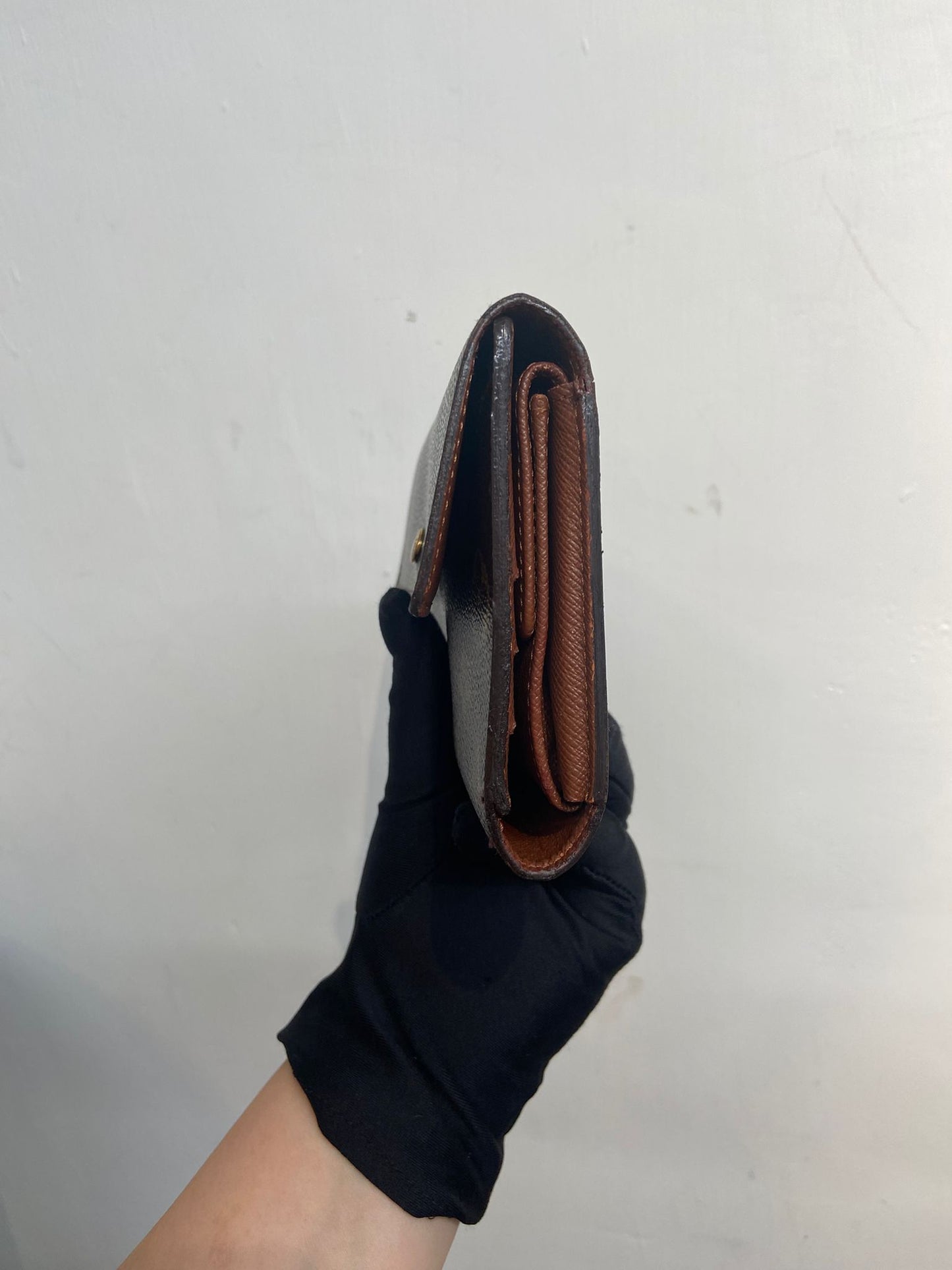 LV compact long wallet