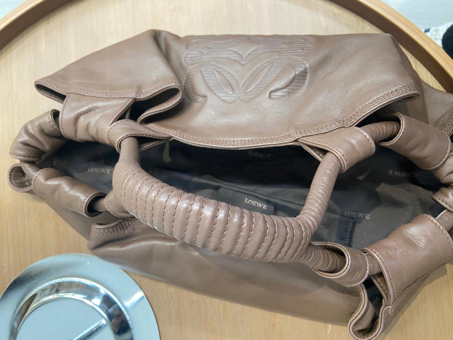 Loewe 不規則餃子包