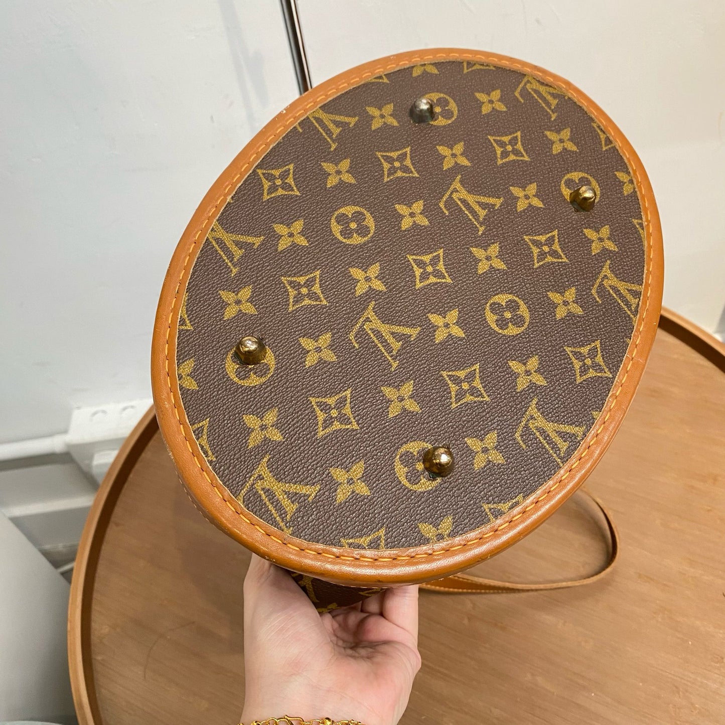 LV 水桶袋 連Pouch