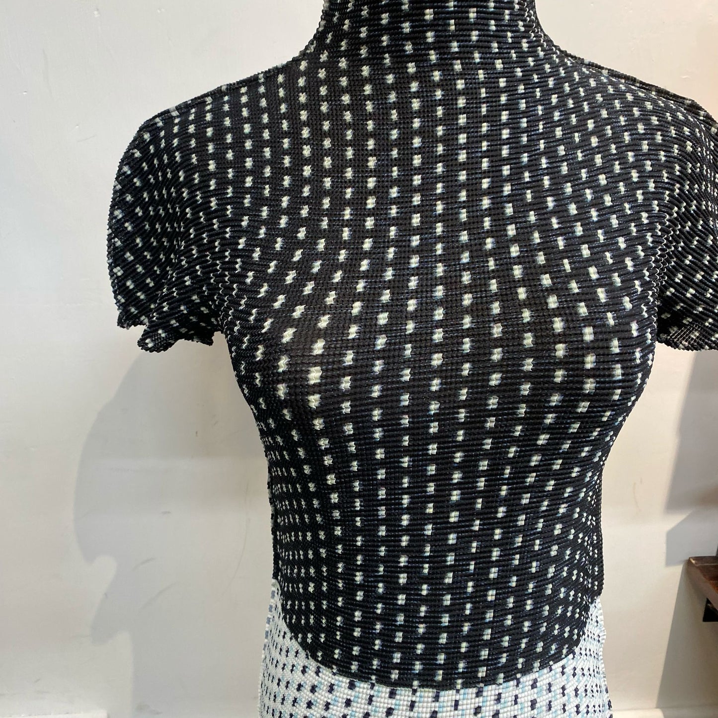 Issey Miyake 拼色Top