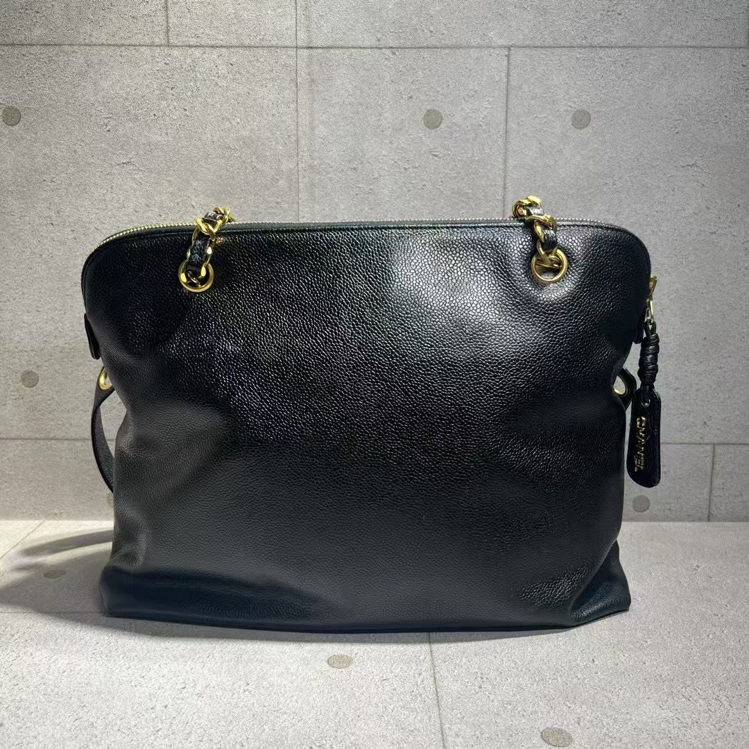 CHANEL 魚子醬奶粉袋