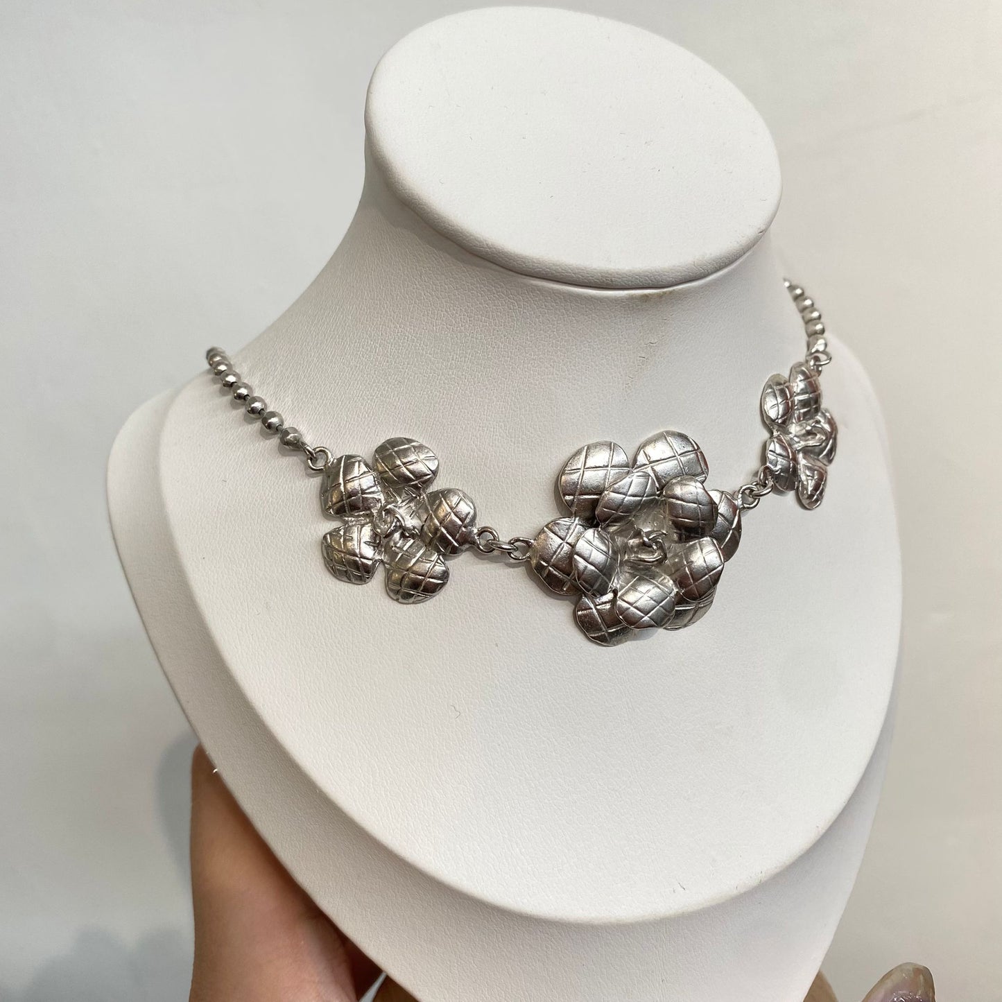 Chanel銀花Choker頸鏈 有盒有刻印