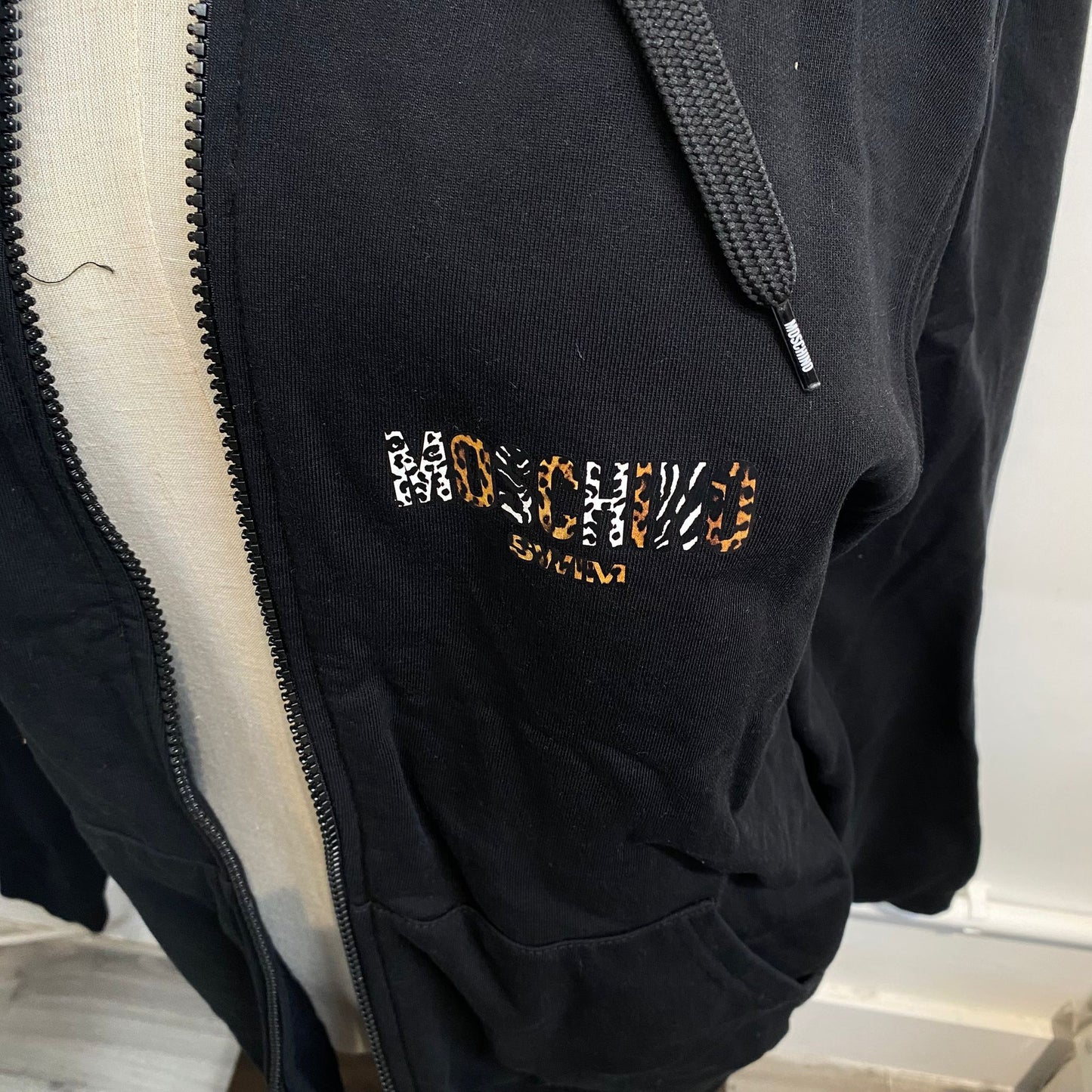 MOSCHINO豹紋字外套