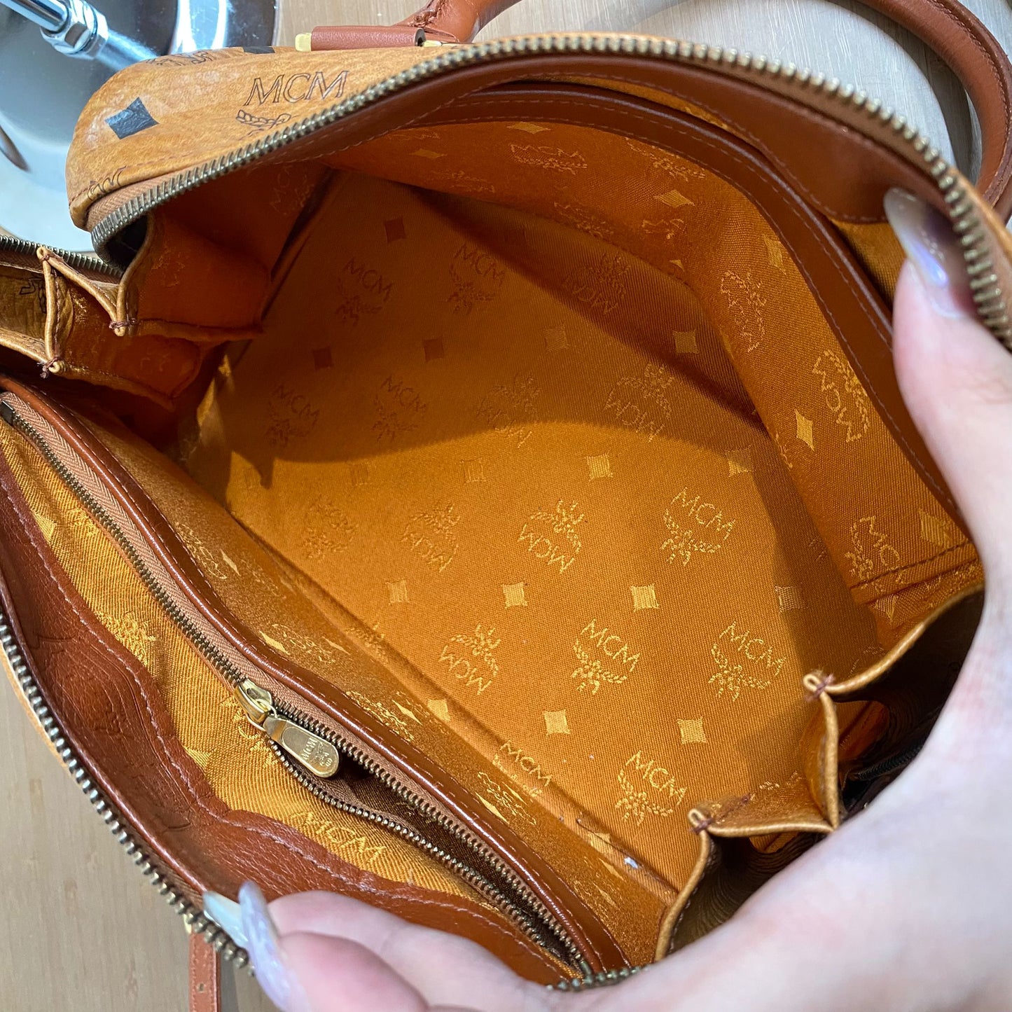 MCM 細boston