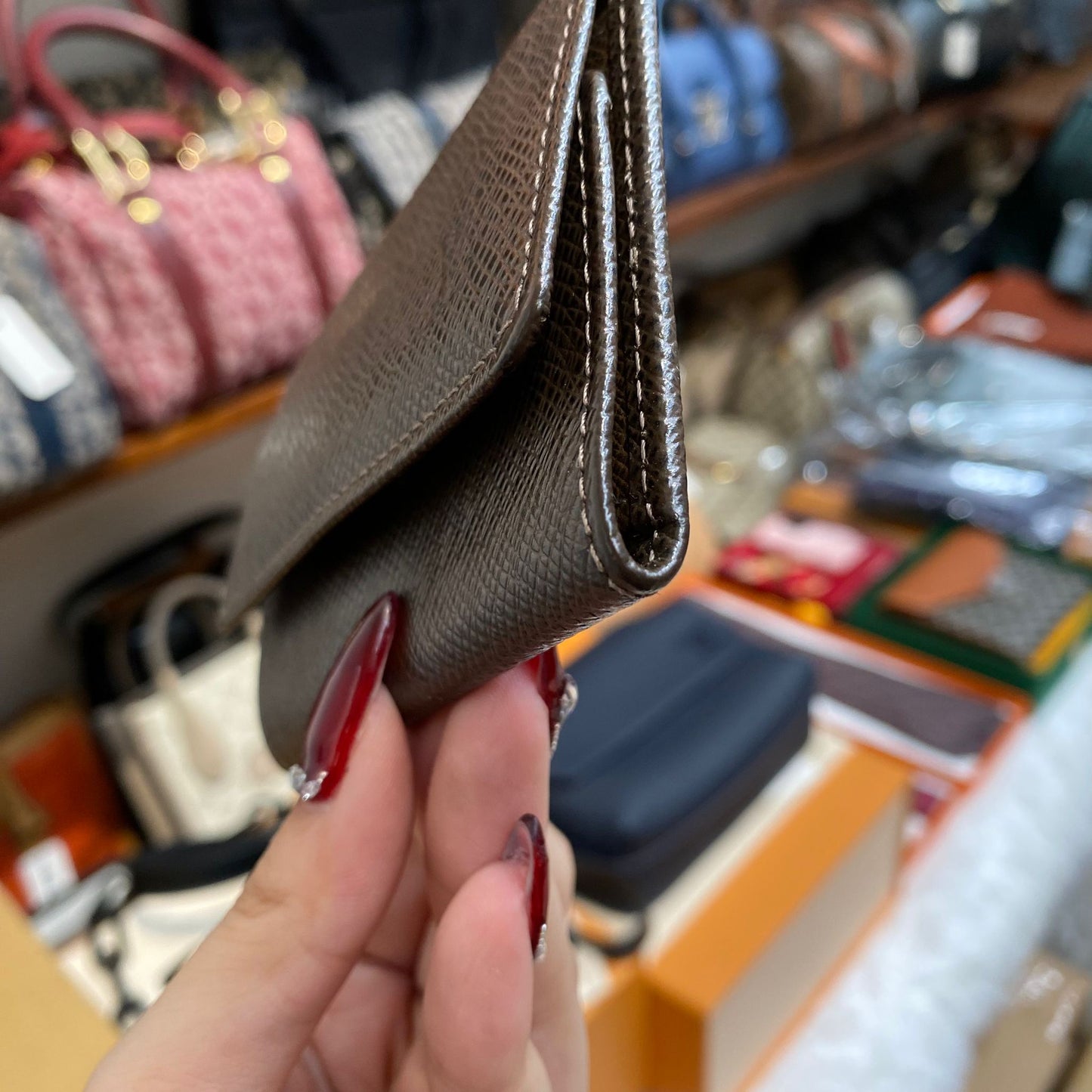 LV 鎖匙包