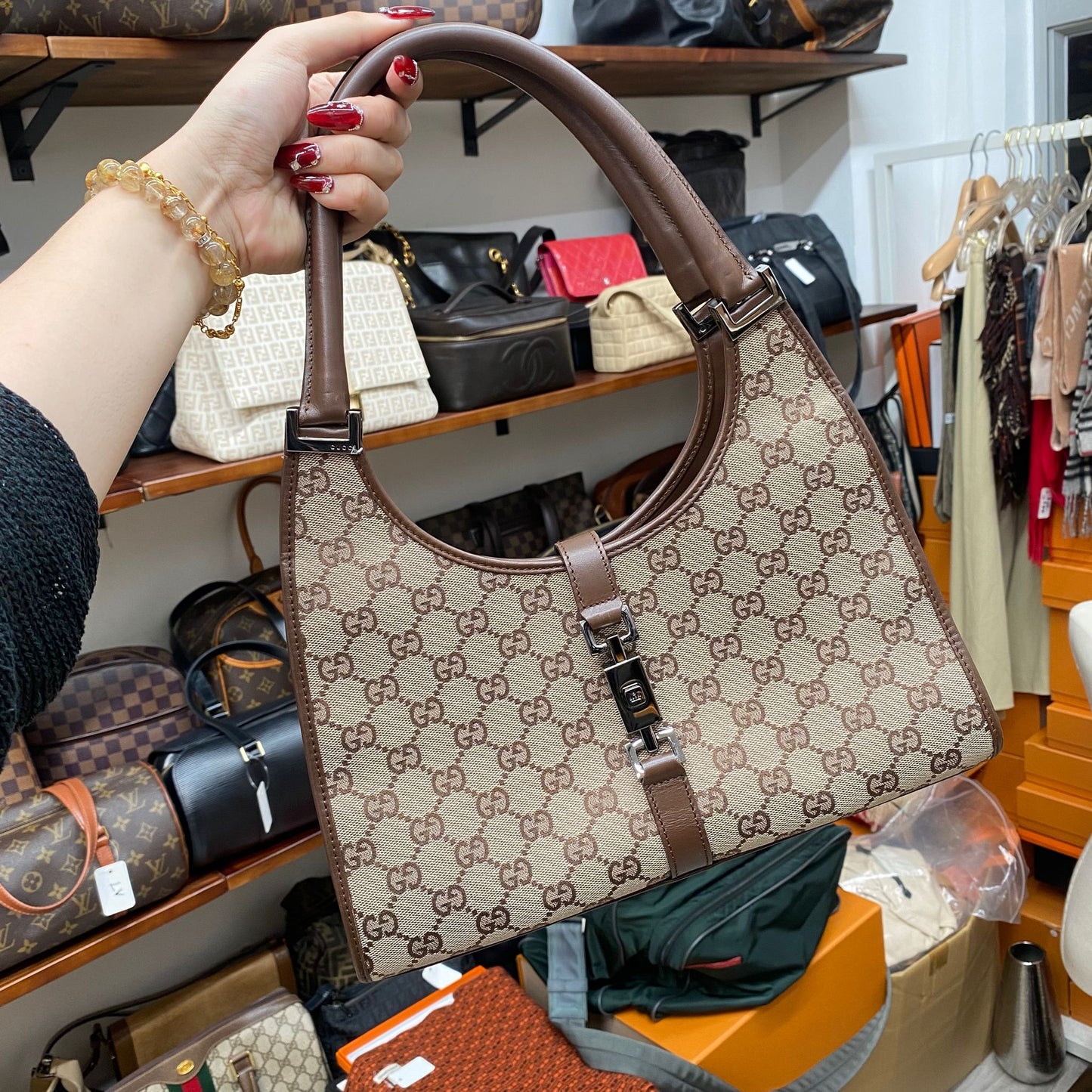 Gucci腋下包