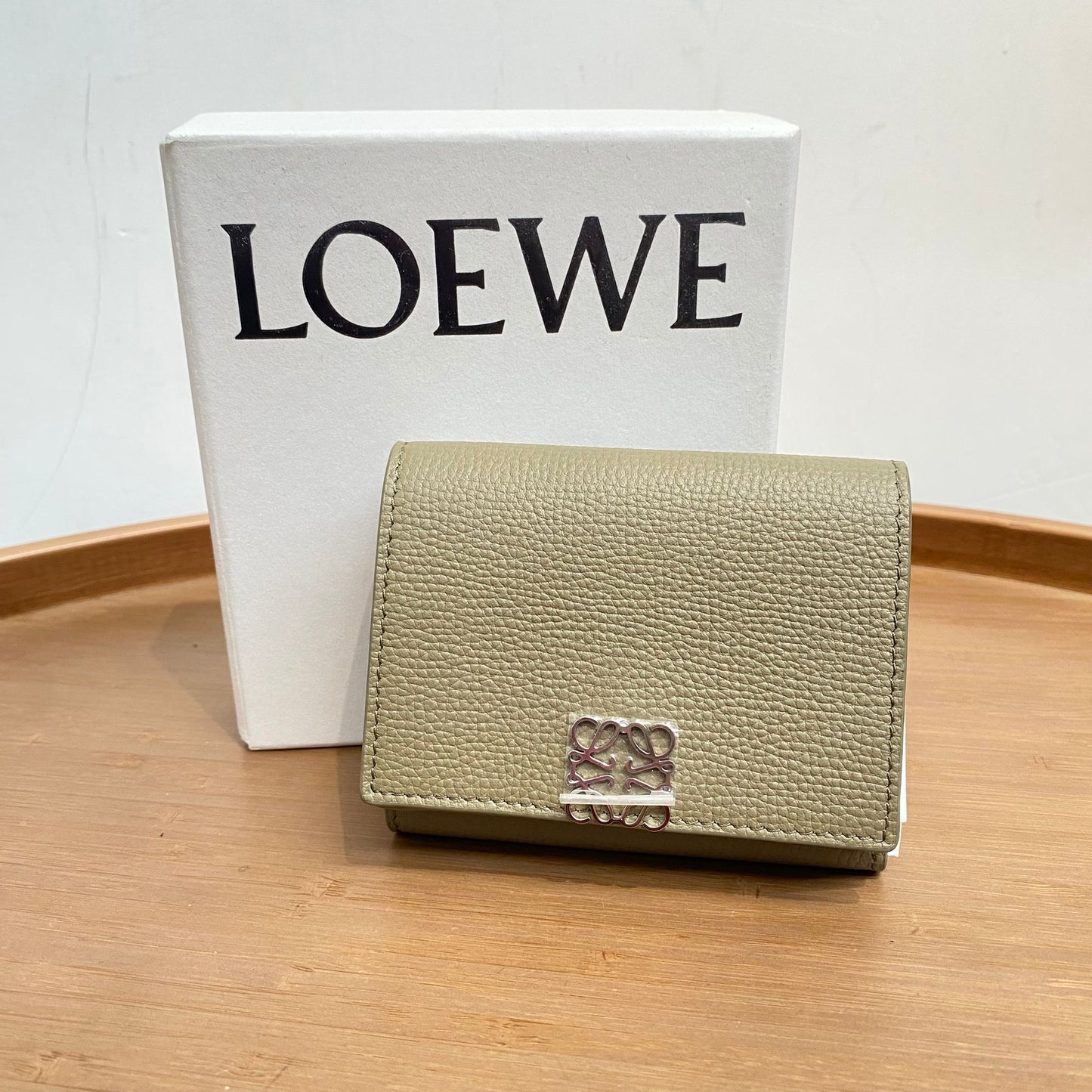 LOEWE Anagram textured-leather wallet 有盒有塵袋