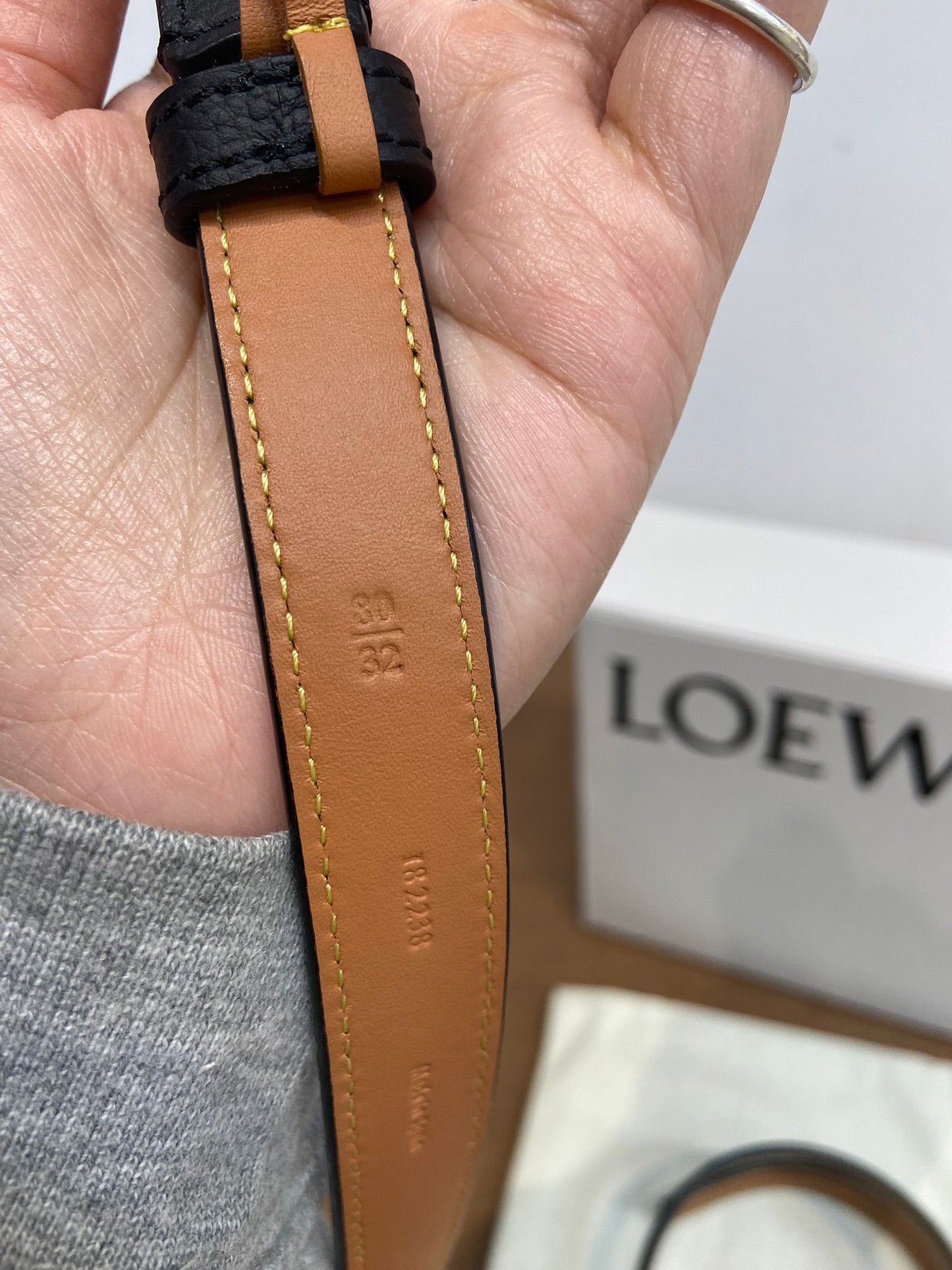 Loewe 1.8cm 皮帶