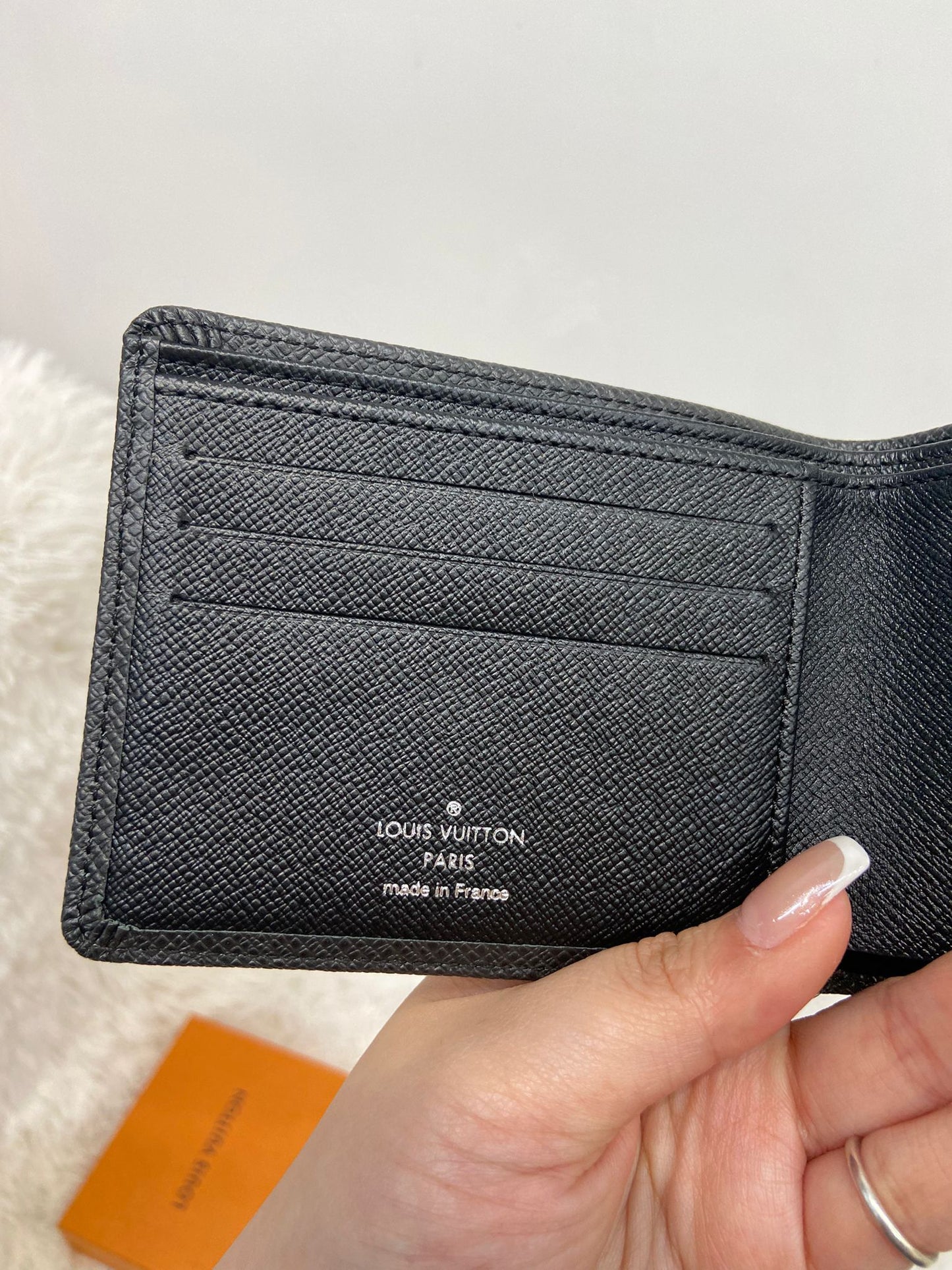 LV 黑色男裝短銀包