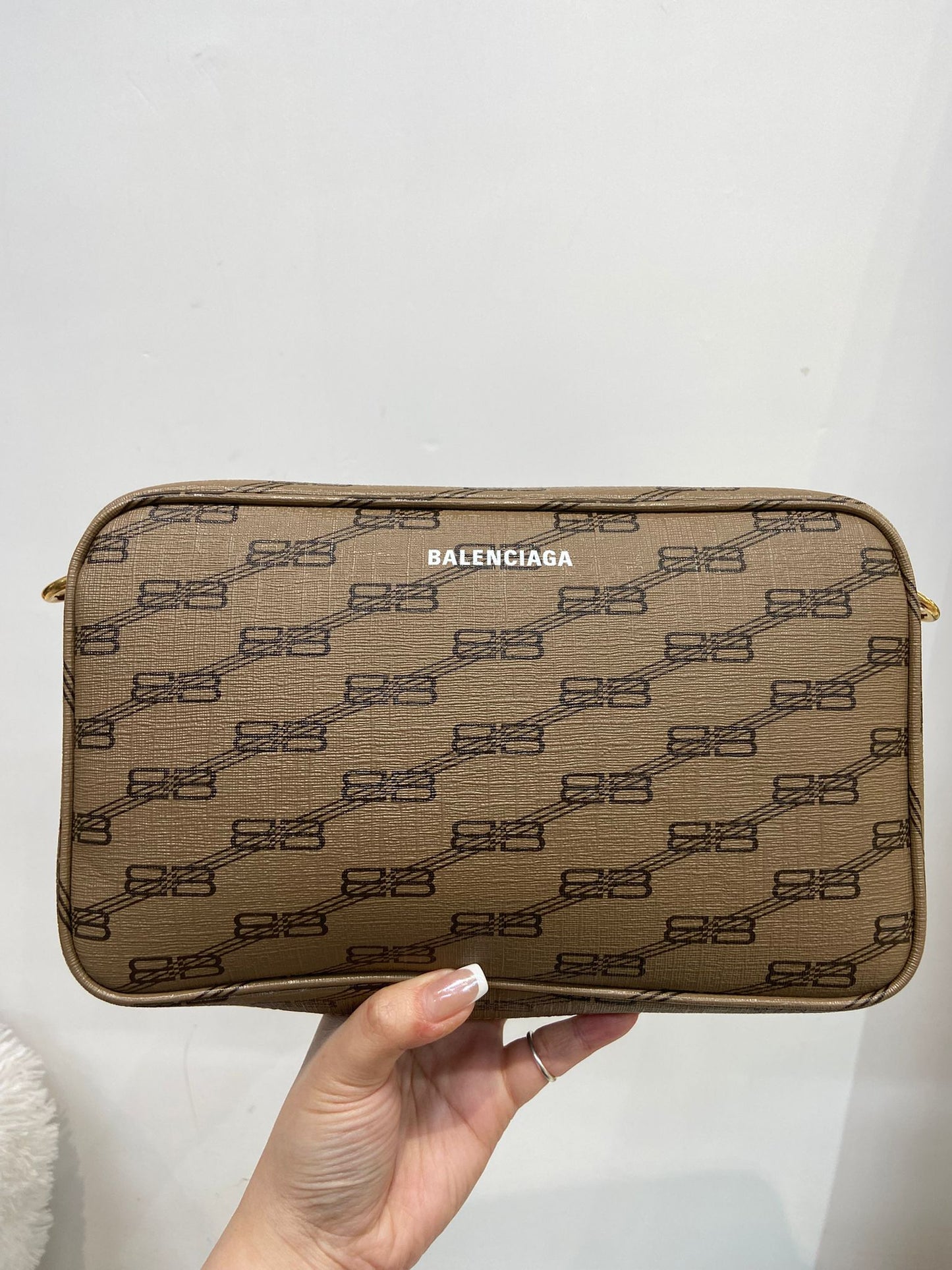 Balenciaga BB monogram 相機包