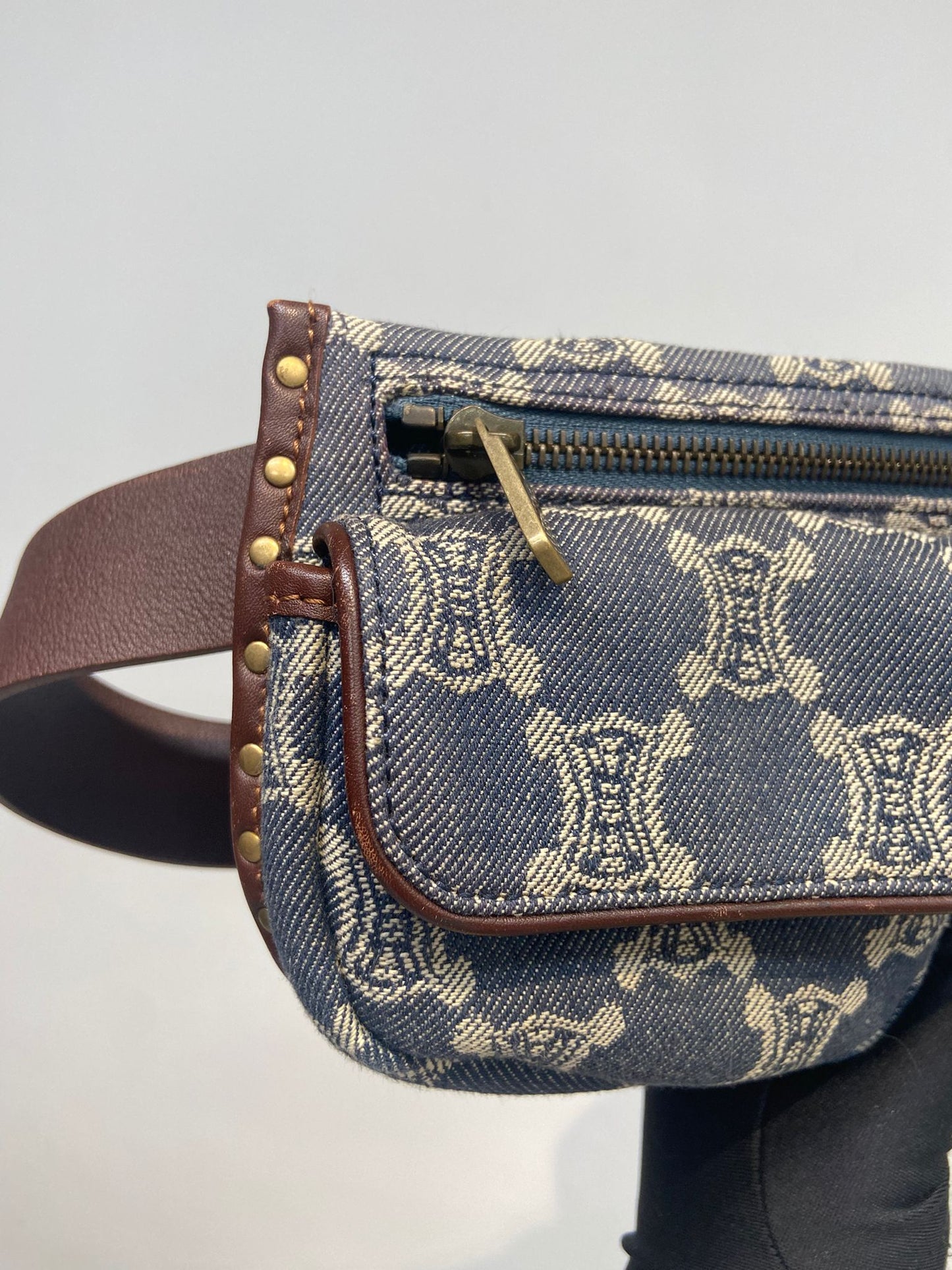 Celine 牛仔凱旋門 腰包