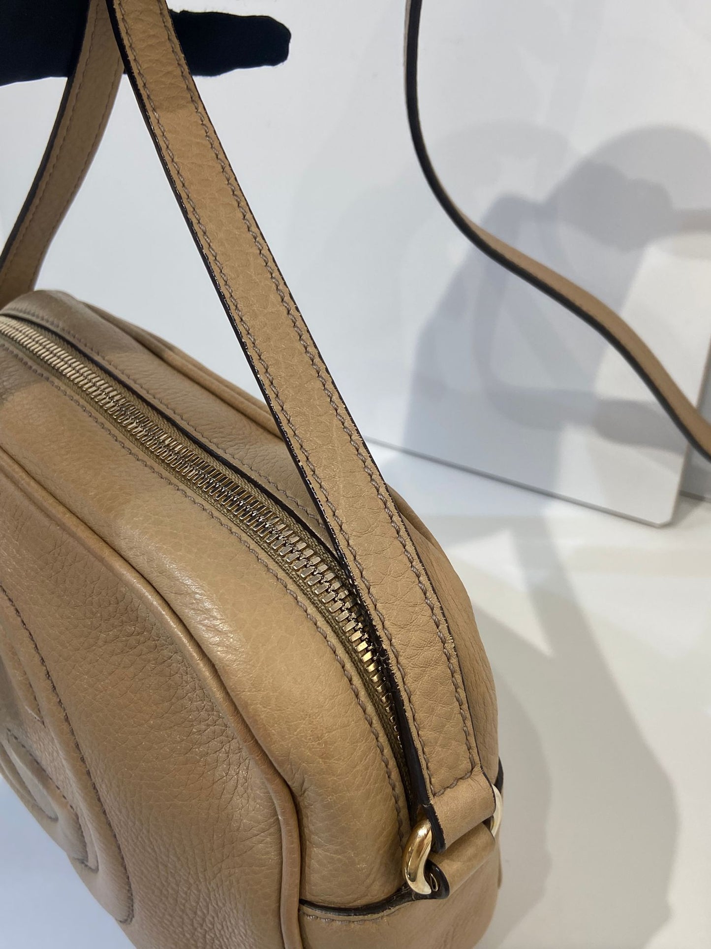 Gucci soho disco camera bag