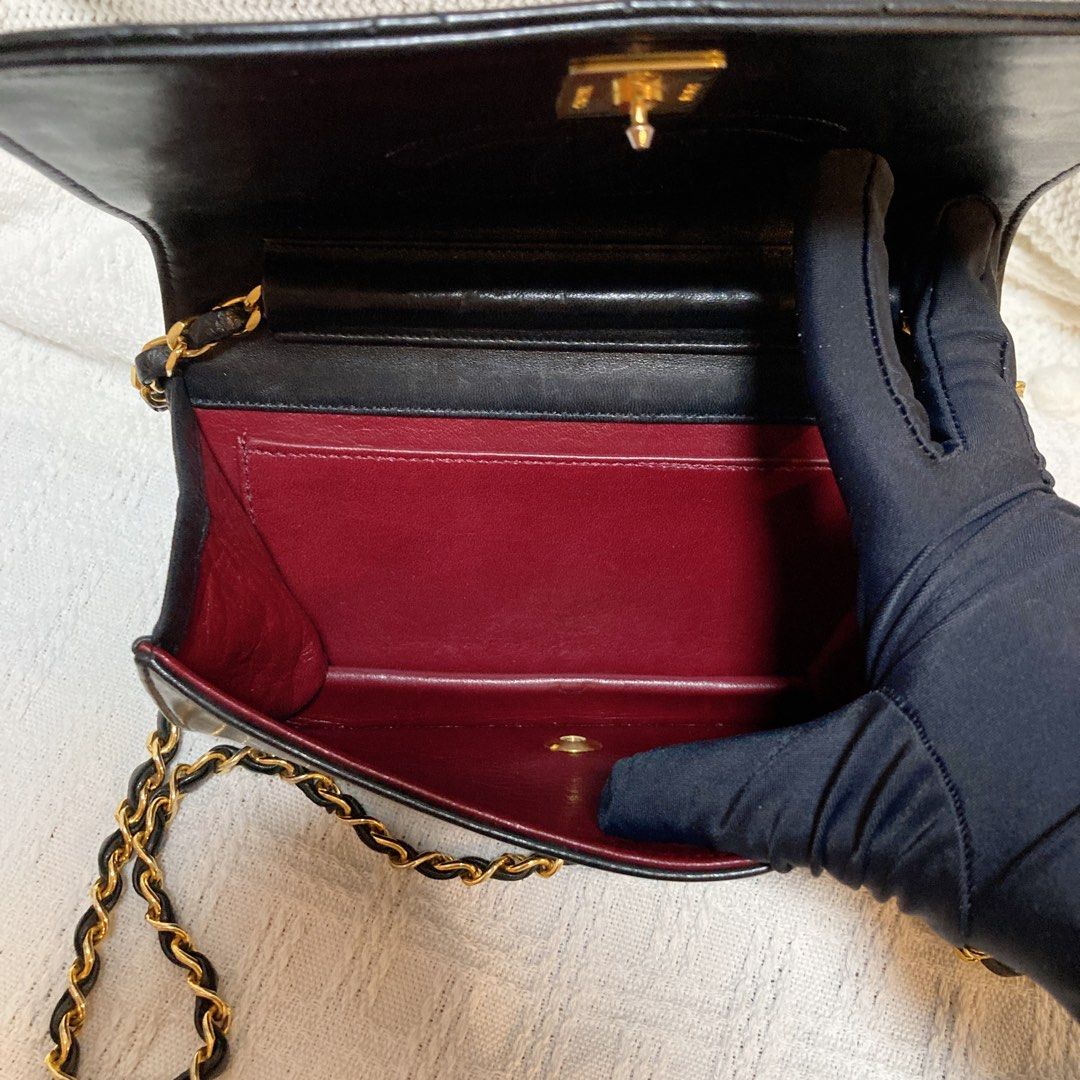 Chanel 19cm Full Flap Bag 手袋