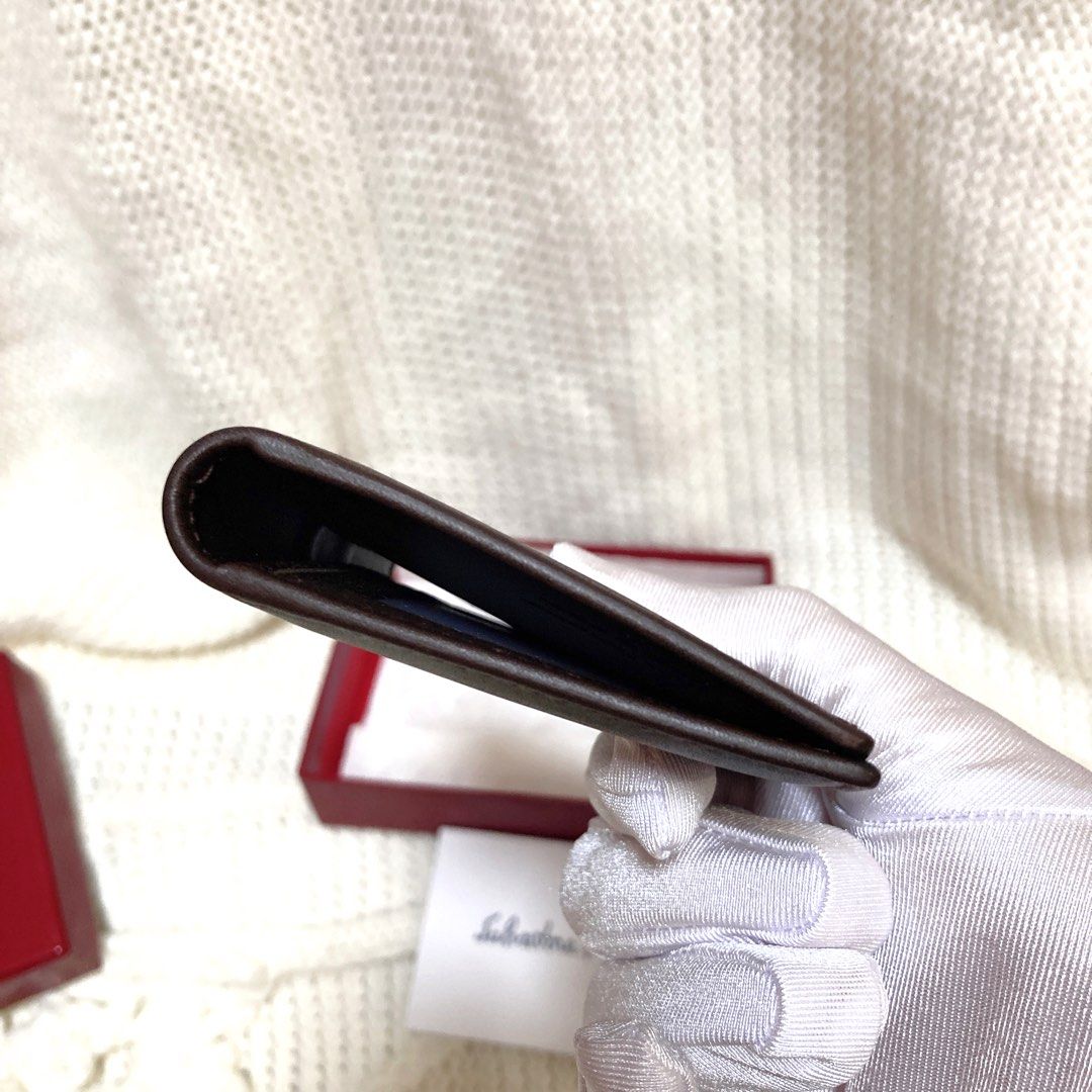 Salvatore Ferragamo Brown Card Holder 飛甩雞毛啡色卡套