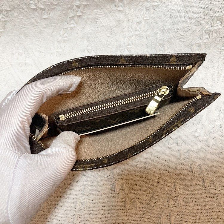 Louis Vuitton Classic Monogram Small Crossbody bag 老花斜孭袋