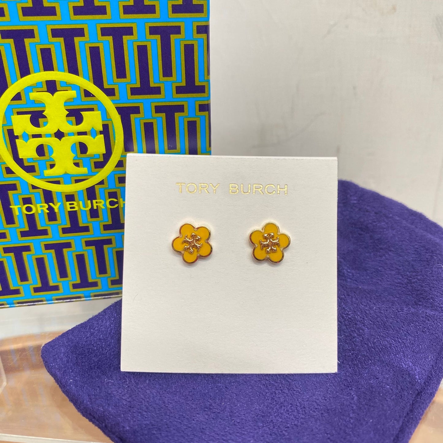 Tory Burch 花花耳針耳環 有盒有塵袋