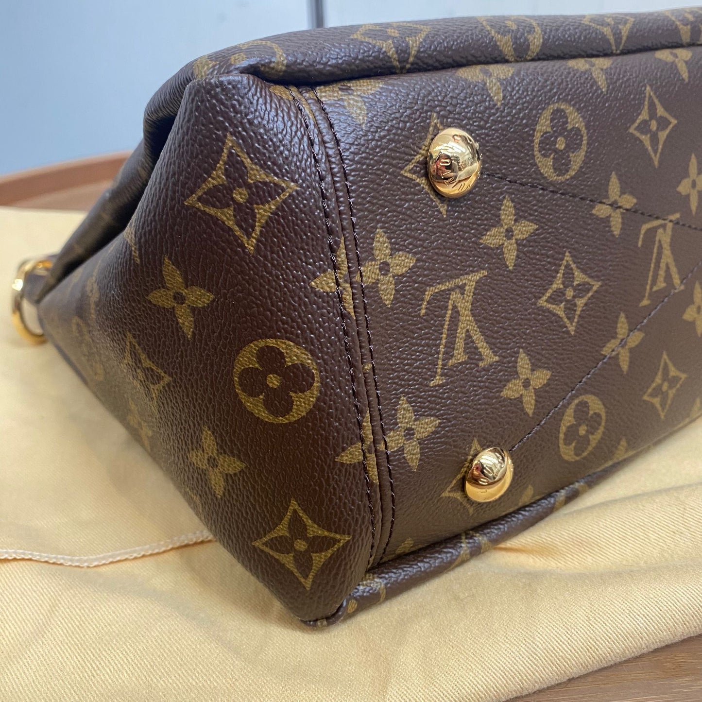 LV老花Tote M41175