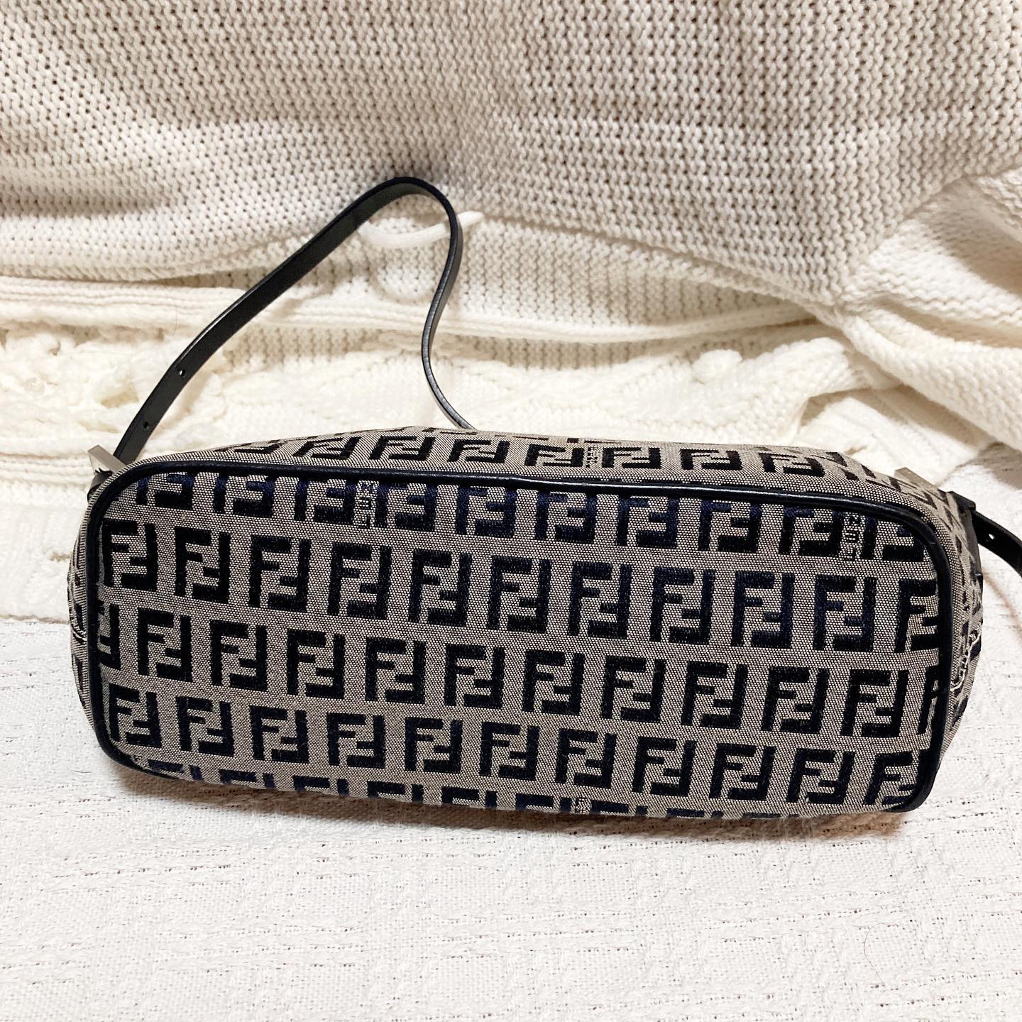 FNEDI Shoulder Bag 腋下包