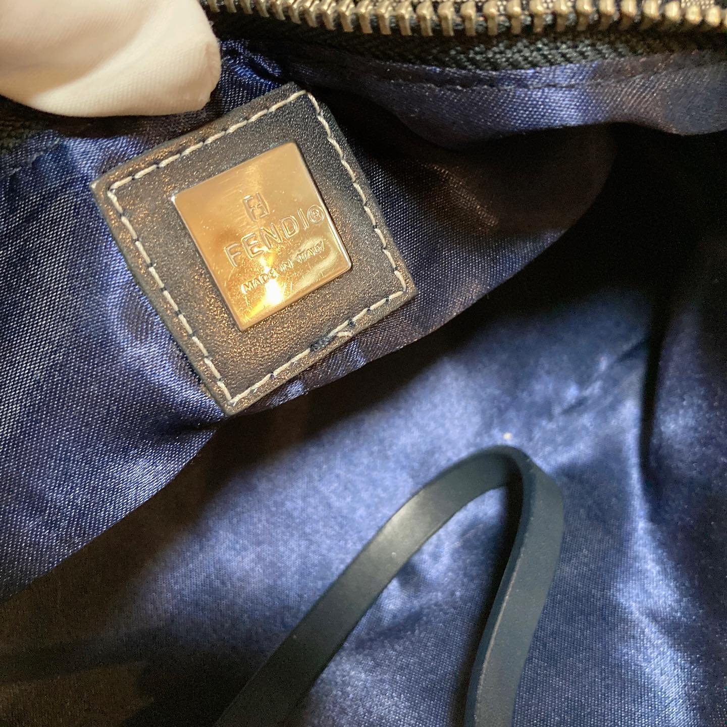 FNEDI Shoulder Bag 腋下包