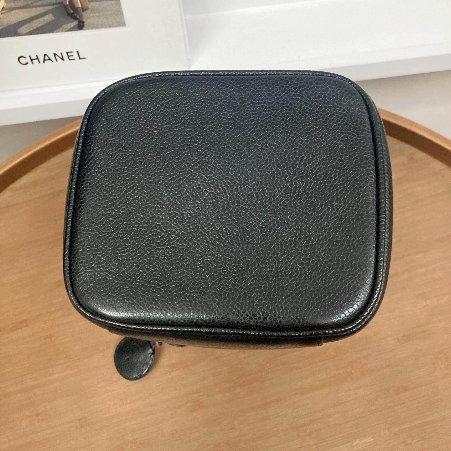 Chanel Vanity Case 牛皮魚子醬化妝袋 有卡有貼