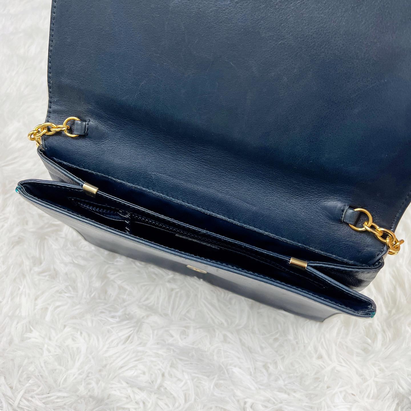 Celine Handbag 金扣斜孭袋