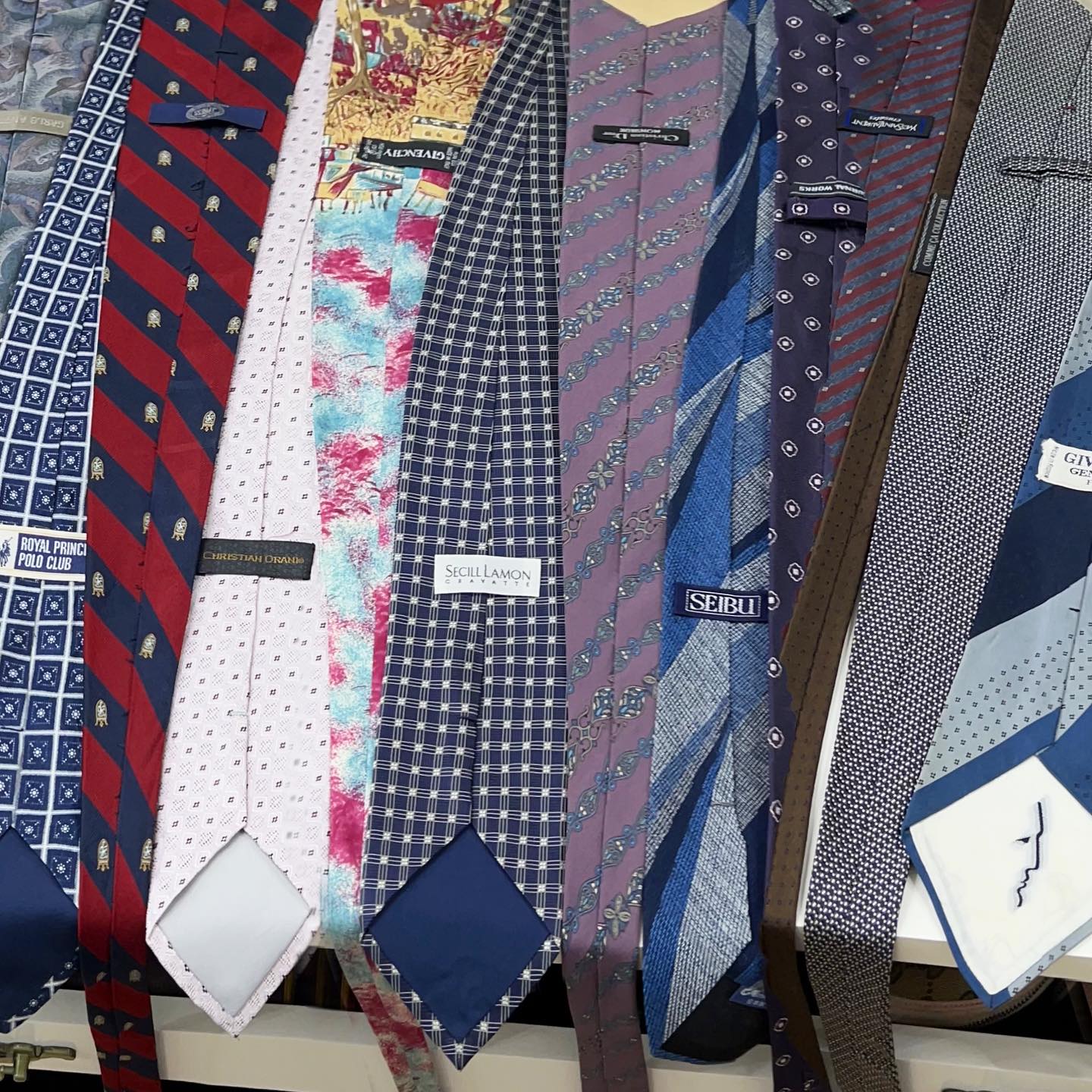 【特價】Tie 各款名牌領呔 買二送一 Dior YSL Armani YSL Versace
