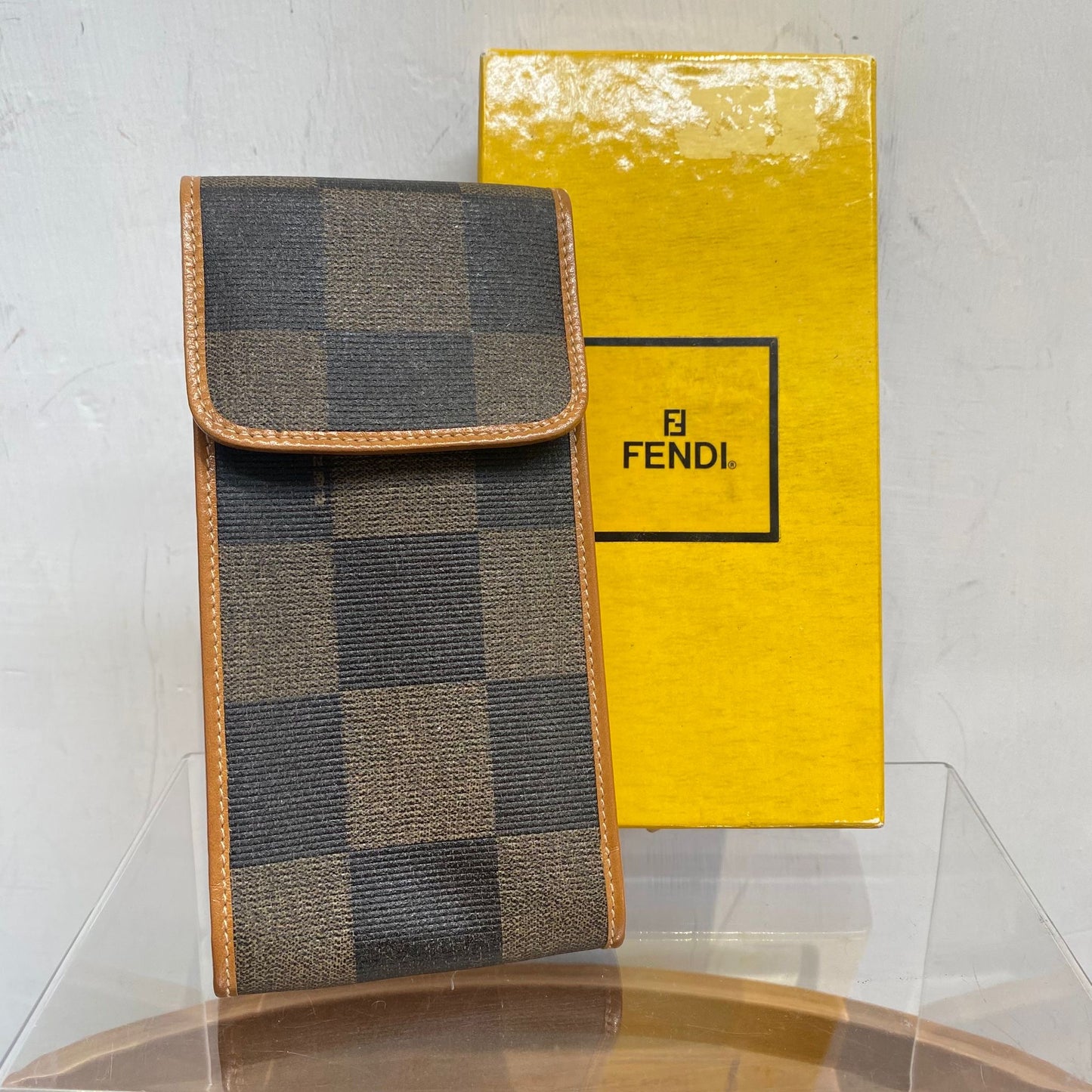 Fendi Case 有盒