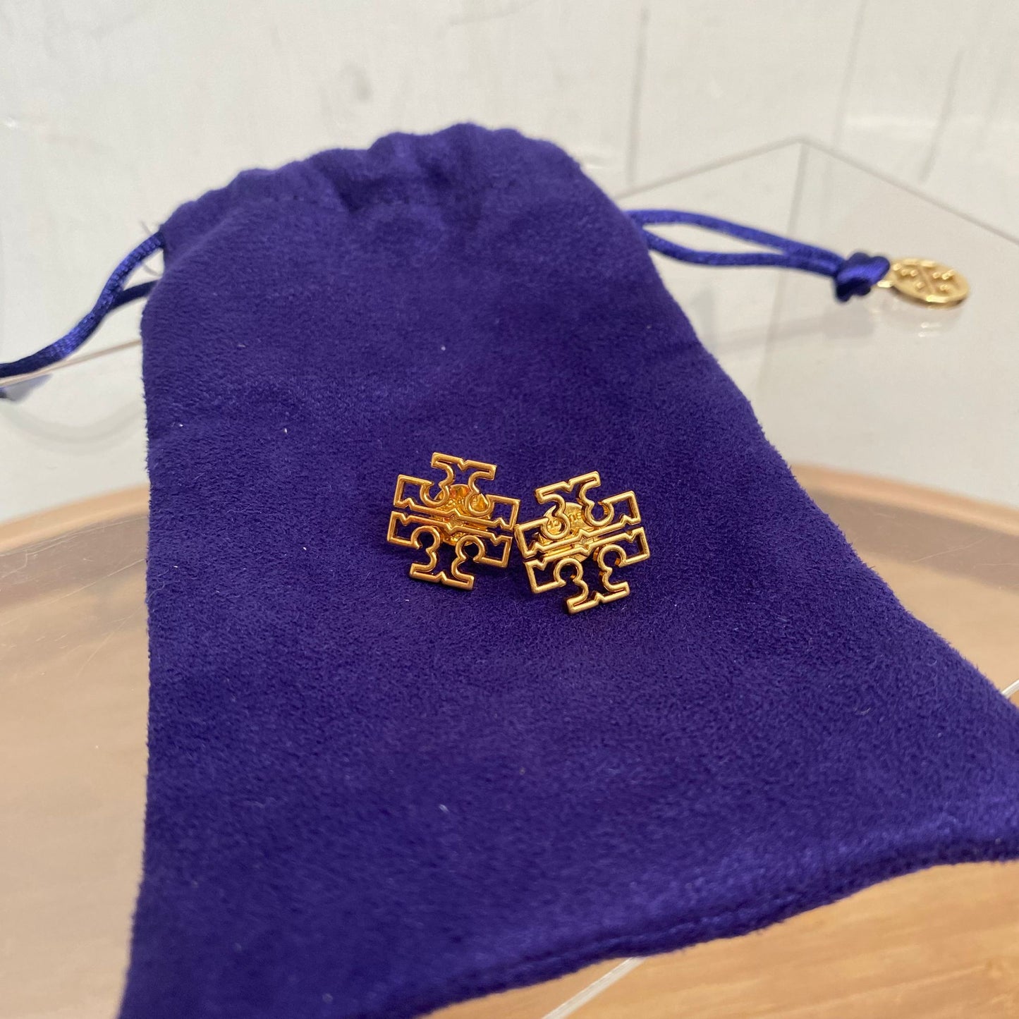 Tory Burch LOGO耳針耳環 有塵袋