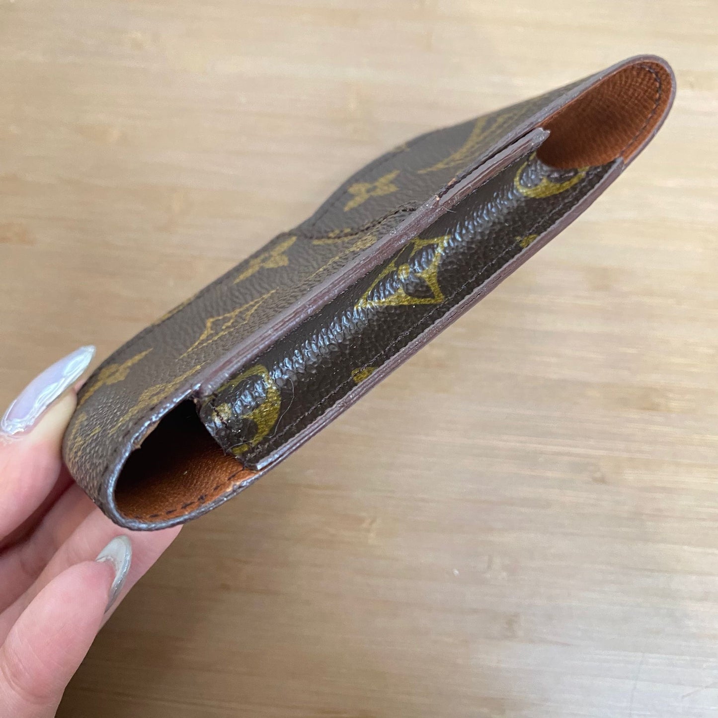 LV Case