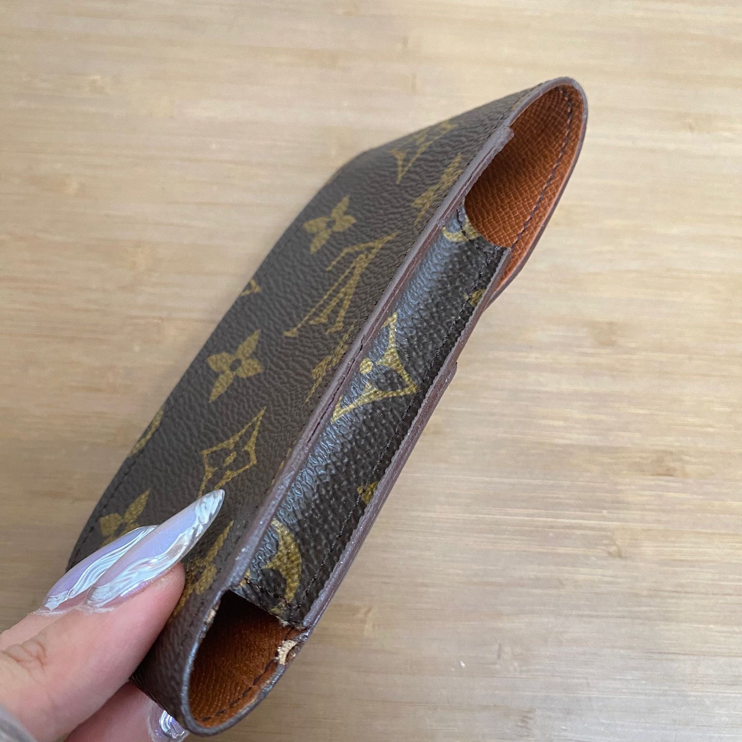 LV Case