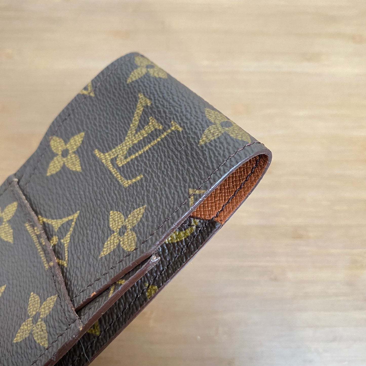 LV Case