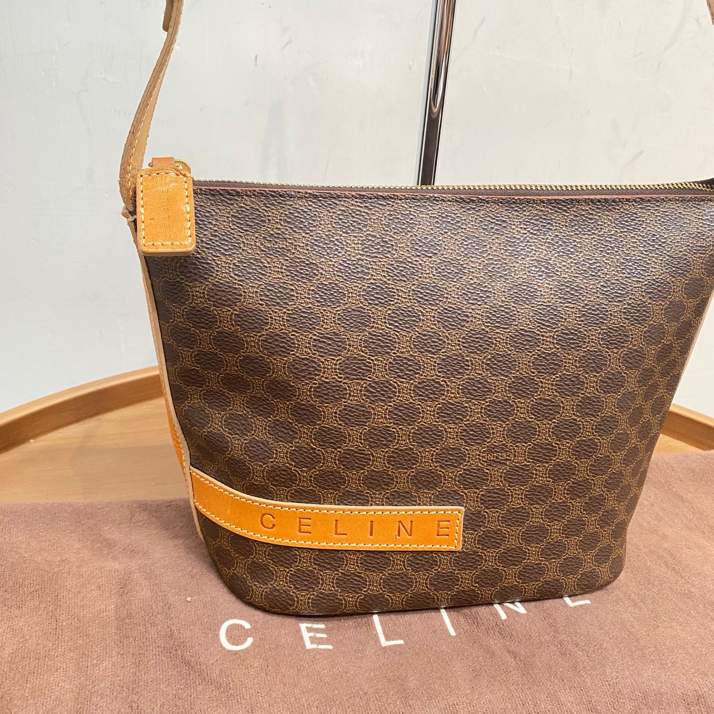CELINE 飯盒袋