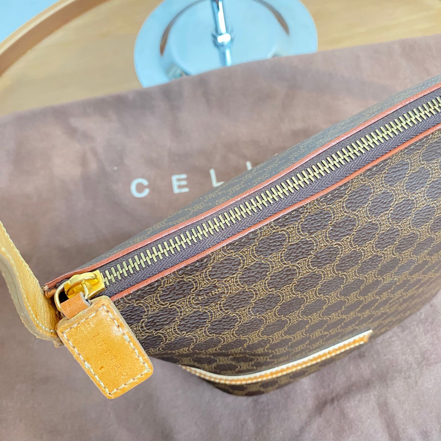 CELINE 飯盒袋