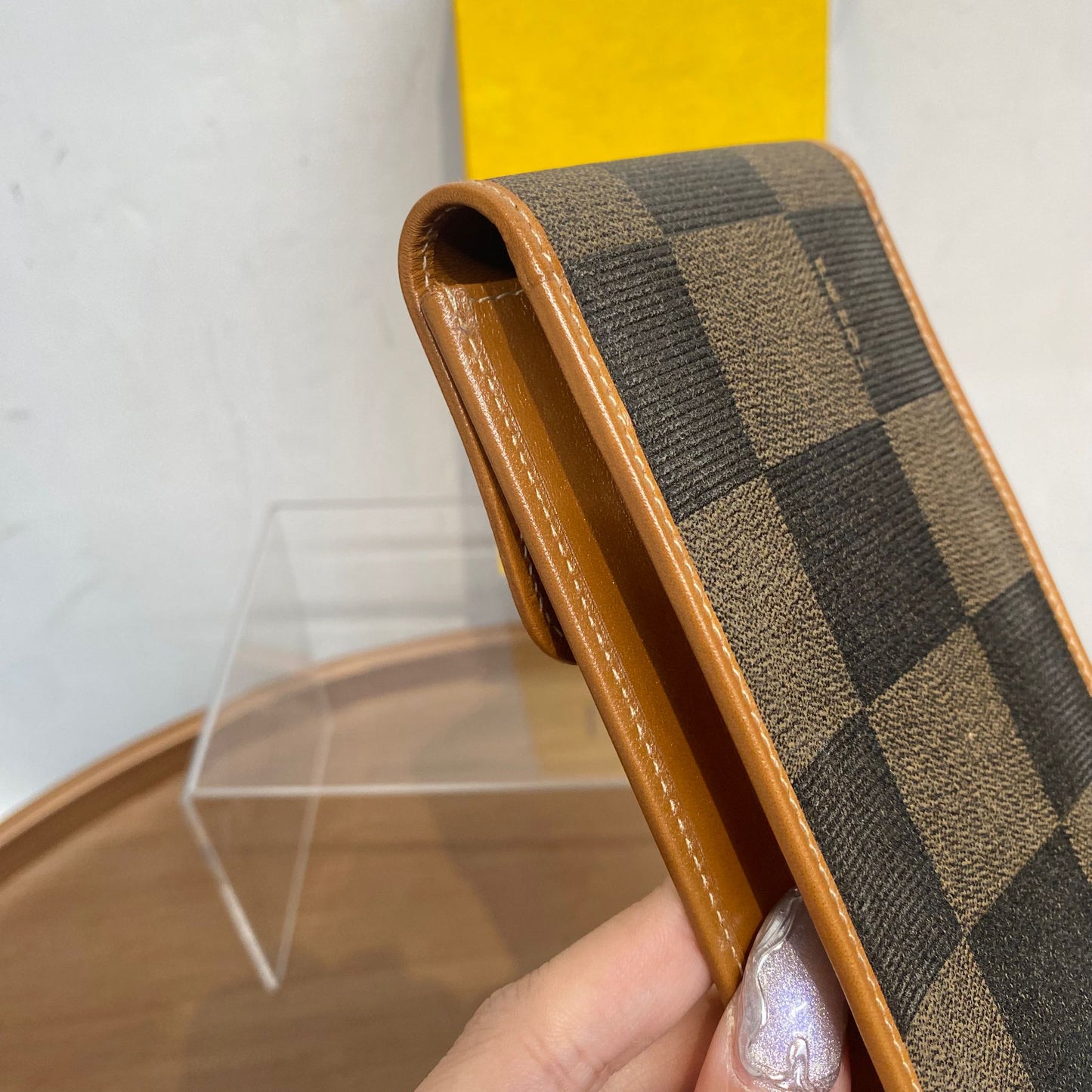 Fendi Case 有盒