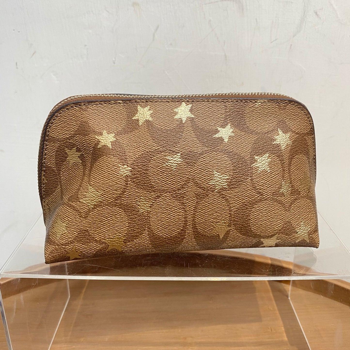 COACH Pouch