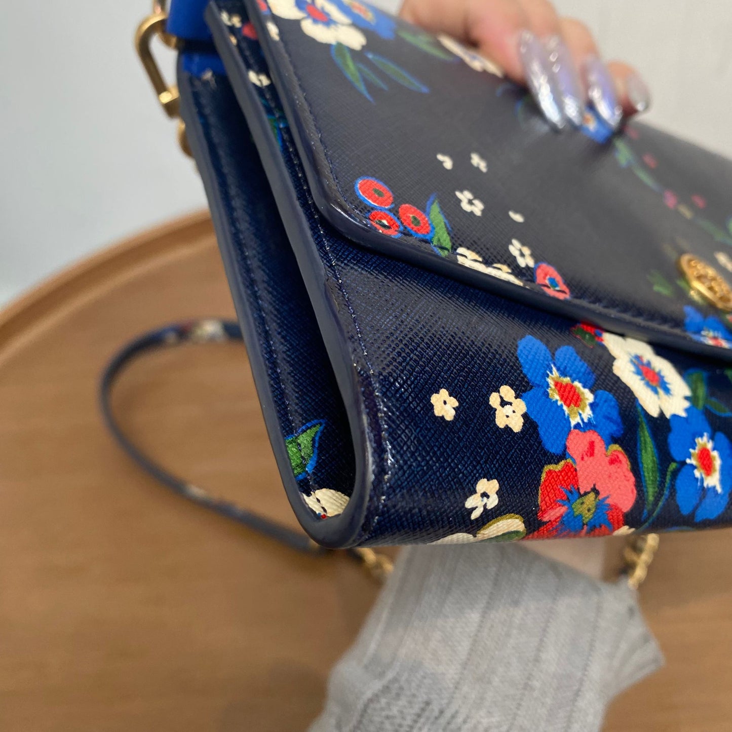 Tory Burch 花花斜孭袋