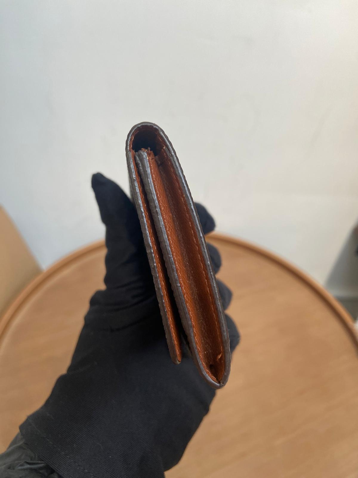 LV老花卡包