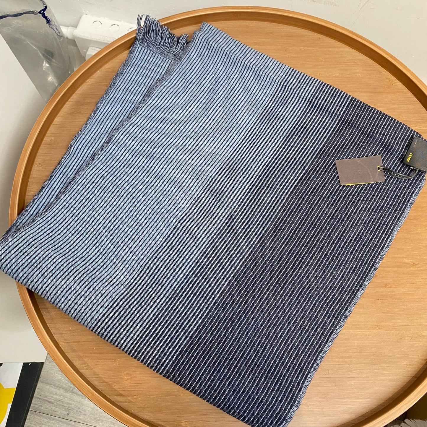 Fendi 100%Wool 頸巾