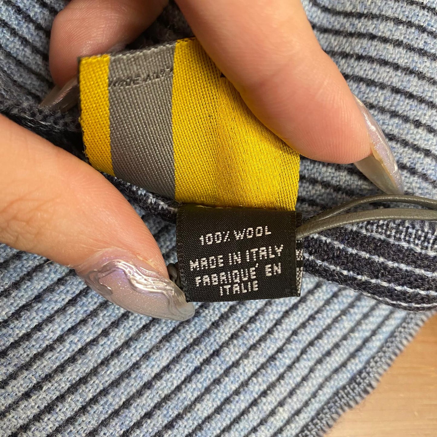 Fendi 100%Wool 頸巾