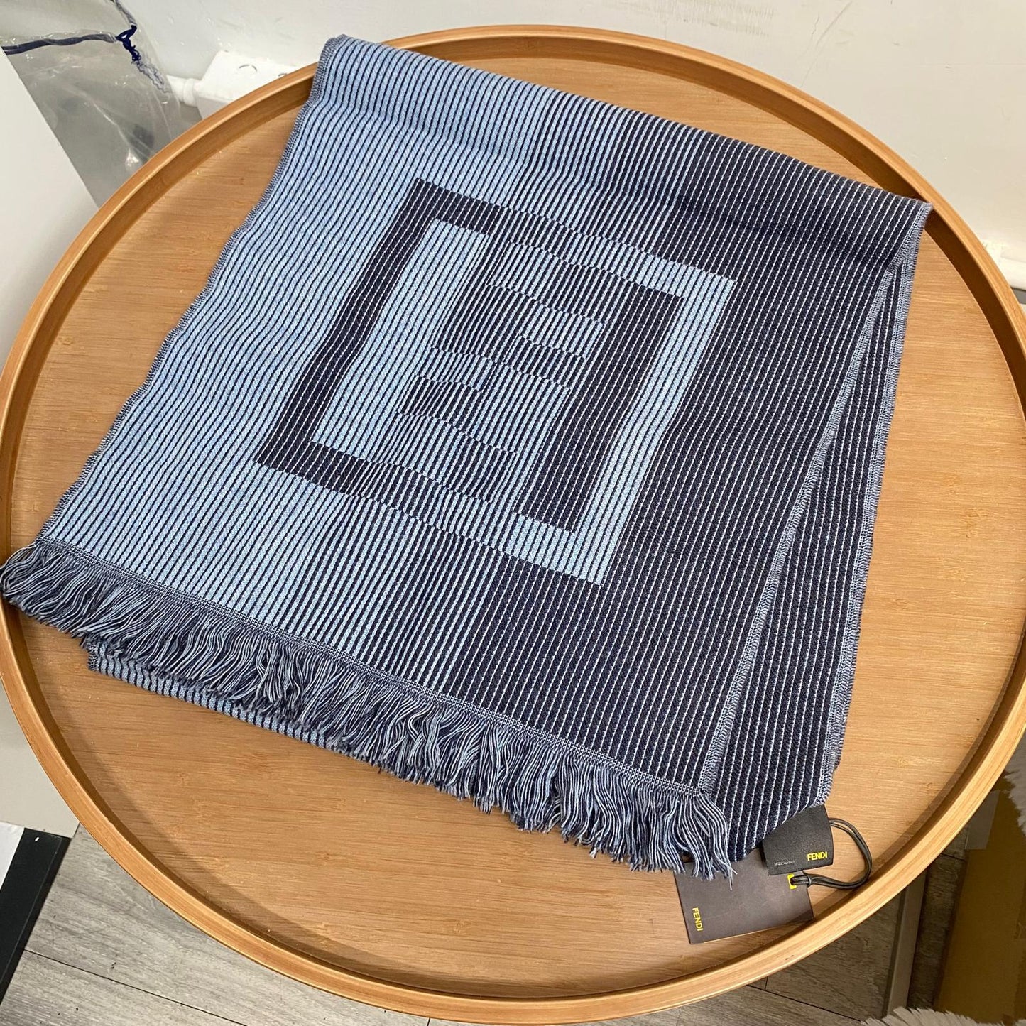 Fendi 100%Wool 頸巾