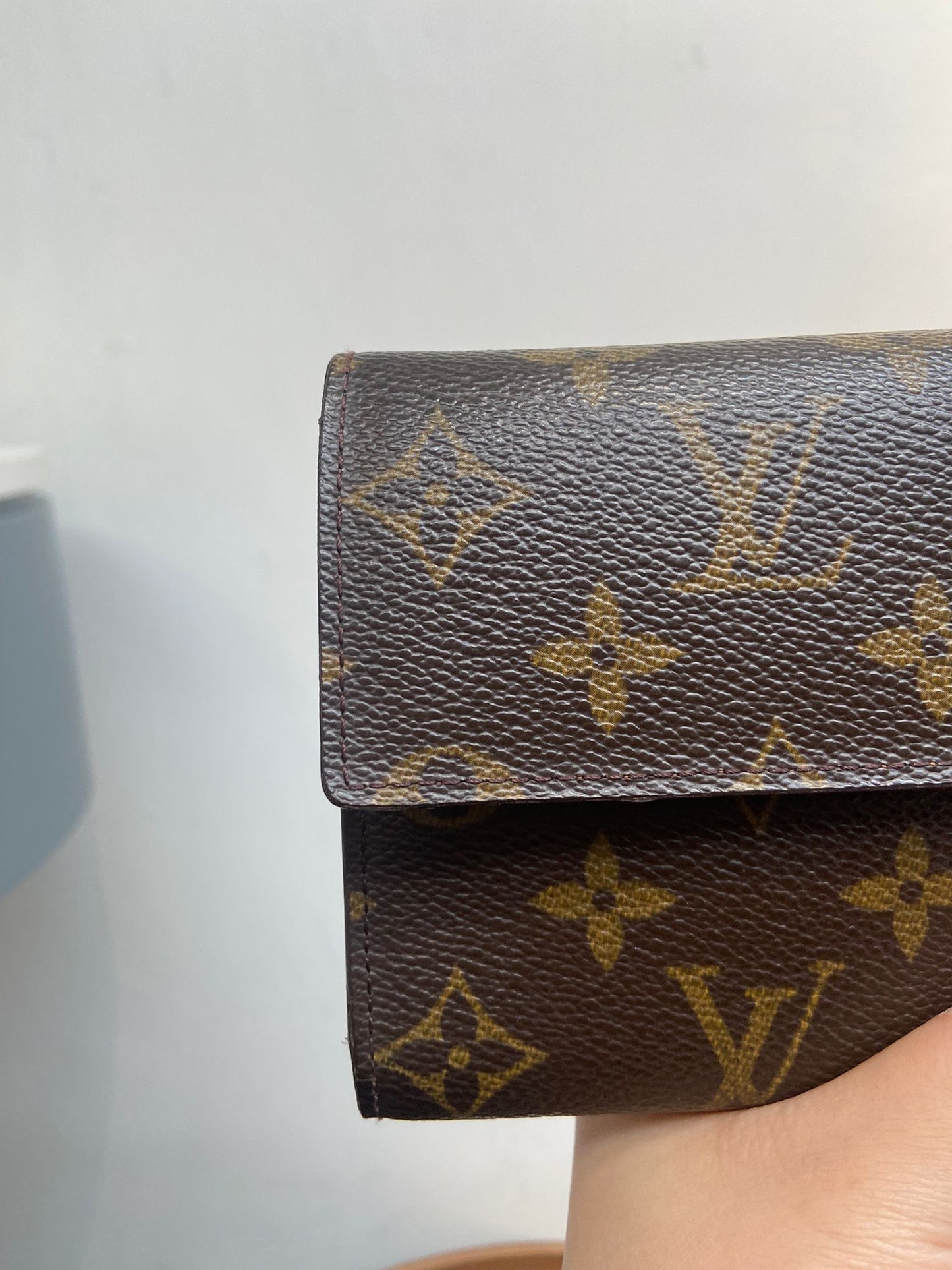 LV compact long wallet