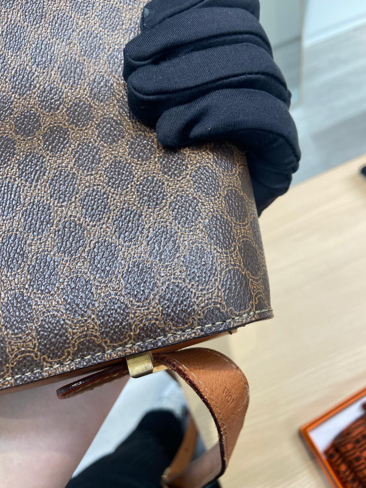Celine 老花馬車扣 Box 空姐包