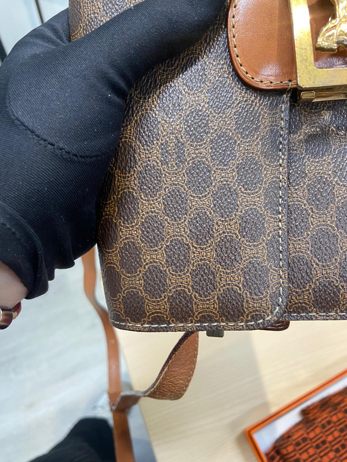 Celine 老花馬車扣 Box 空姐包