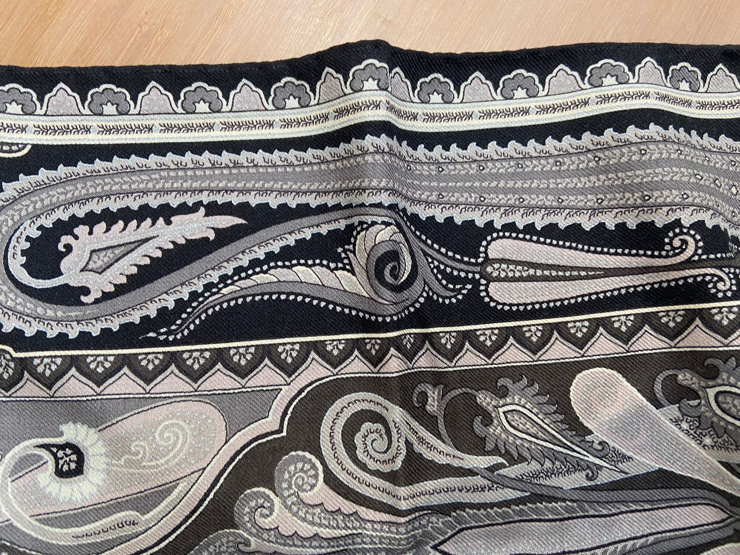 Etro 黑灰 長絲巾