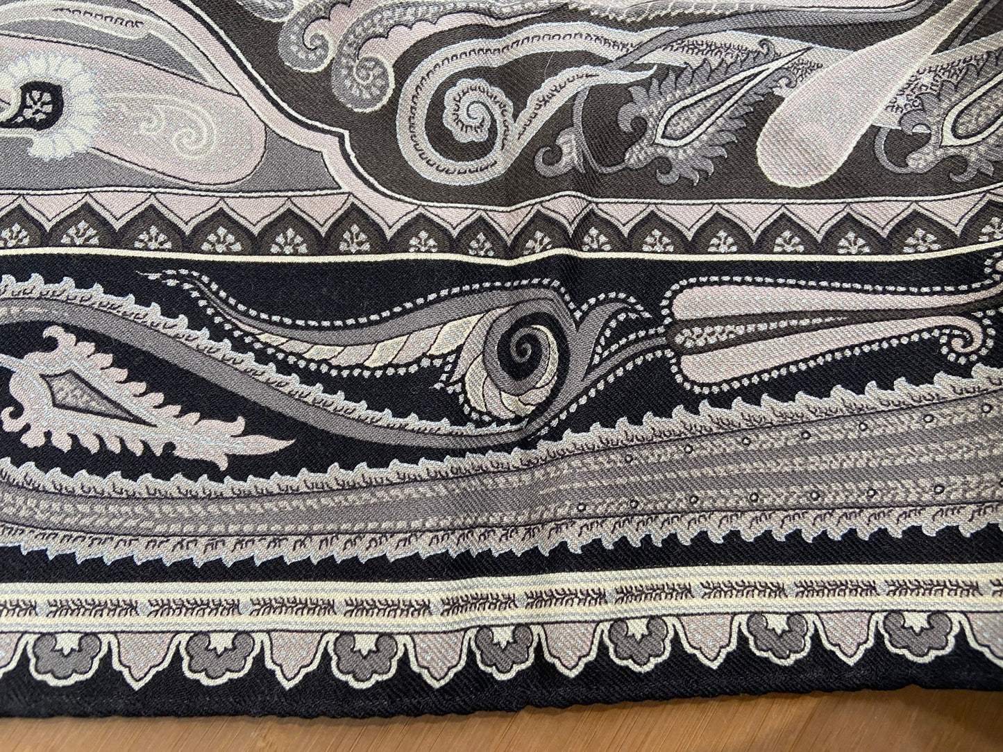 Etro 黑灰 長絲巾
