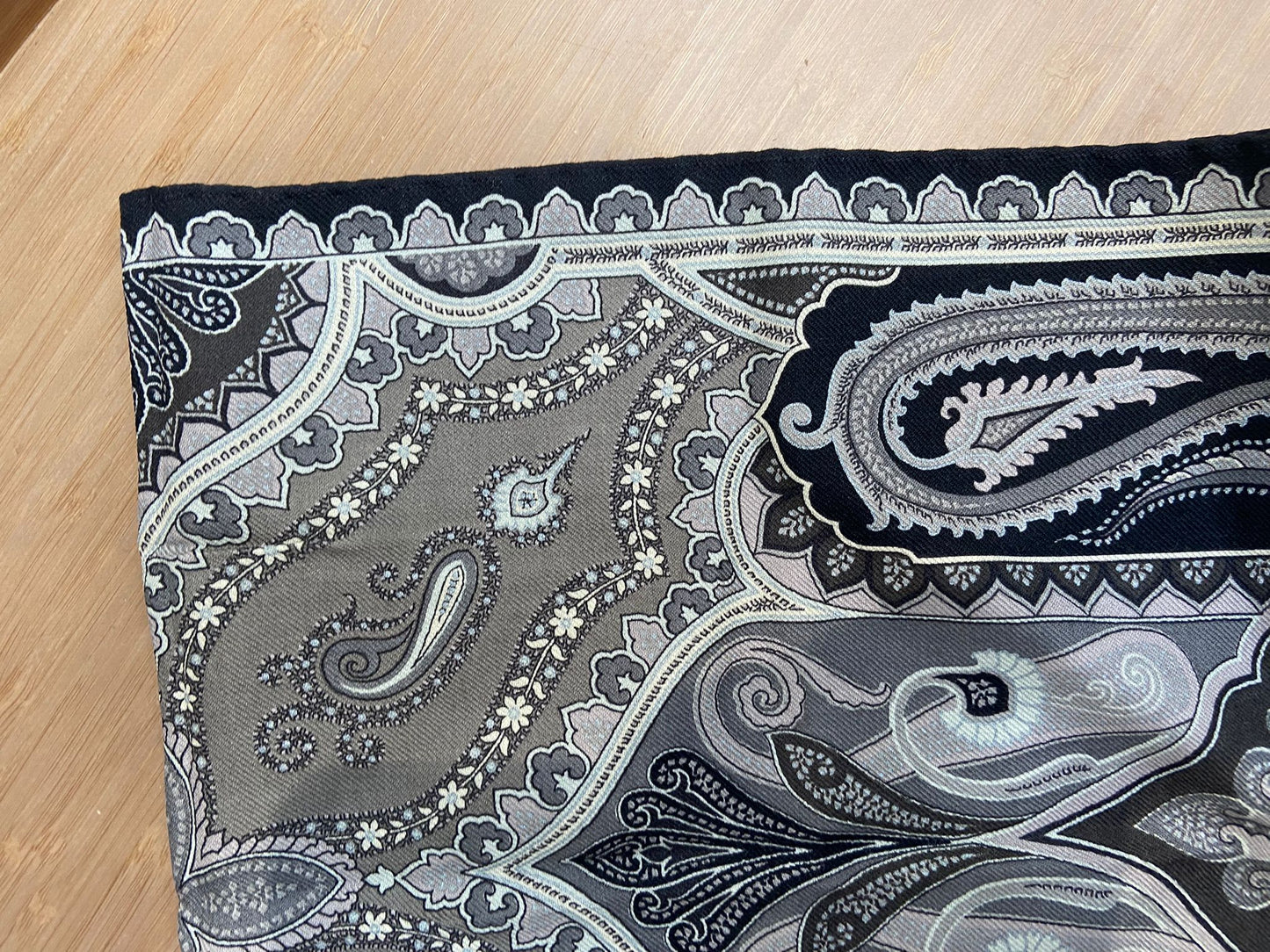Etro 黑灰 長絲巾