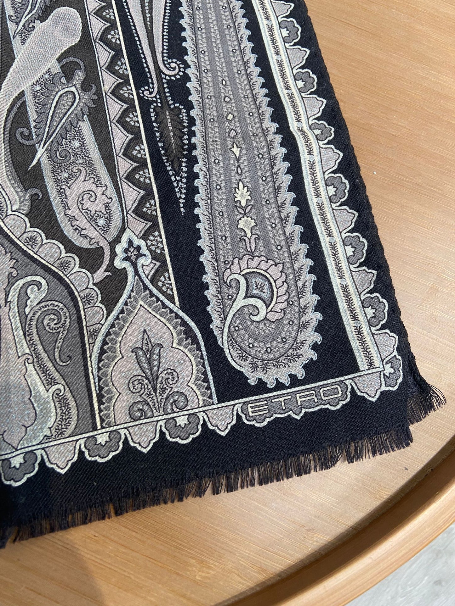 Etro 黑灰 長絲巾
